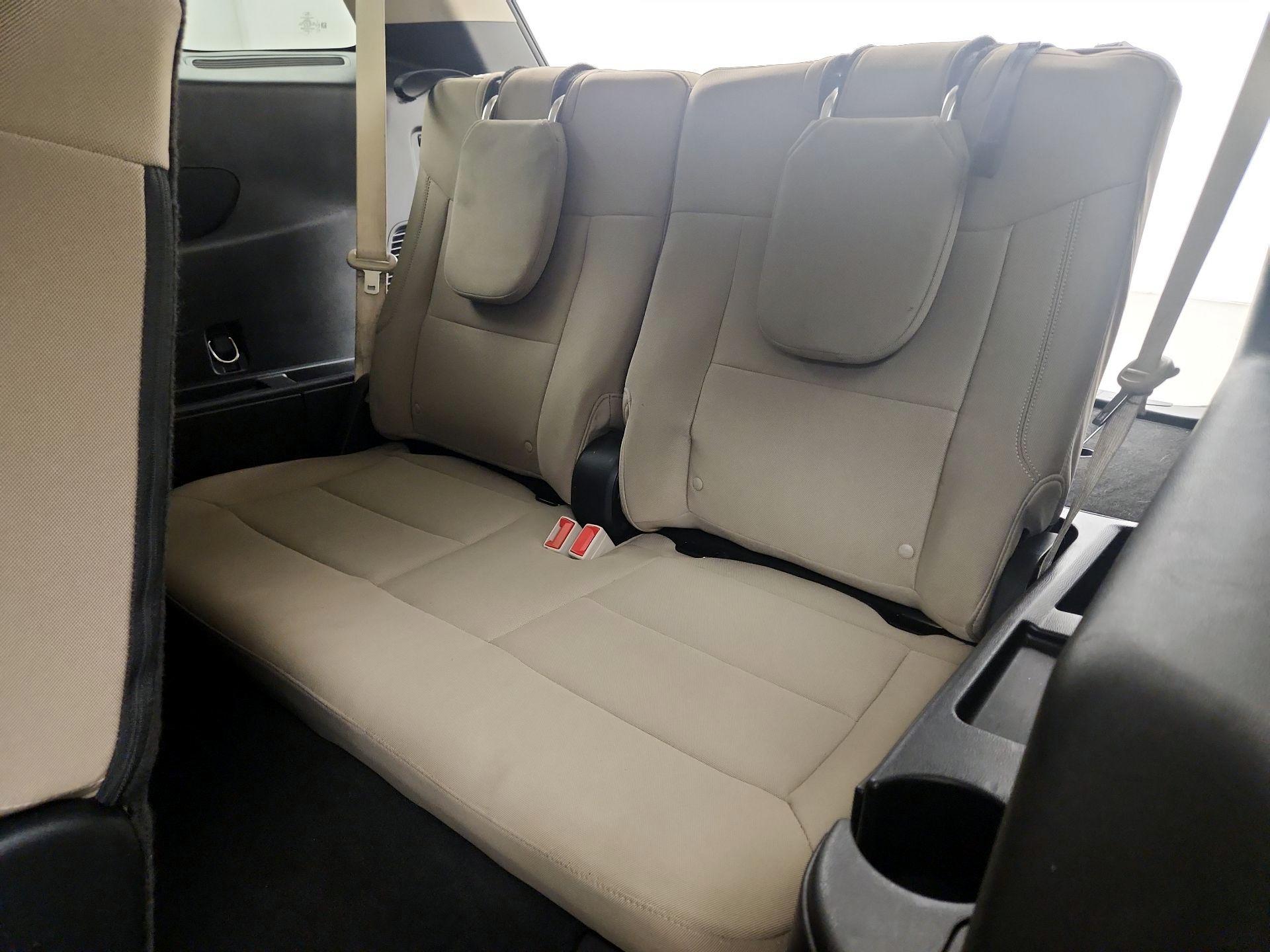 Thumbnail: 2020 Ford Explorer - 20