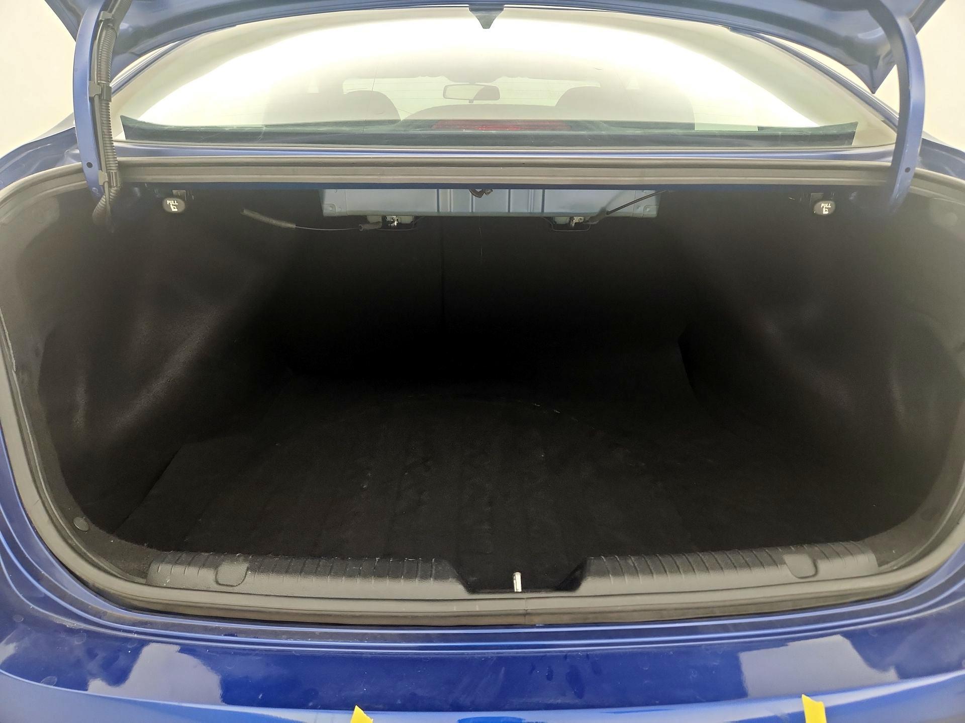 Thumbnail: 2017 Kia Forte - 20