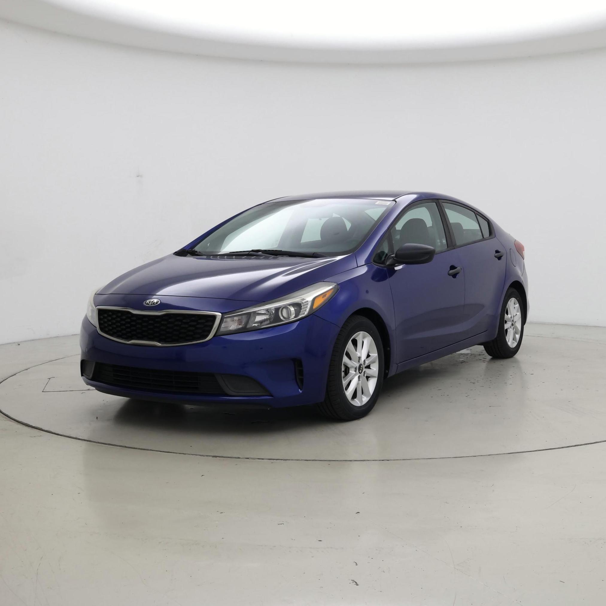 Thumbnail: 2017 Kia Forte - 4