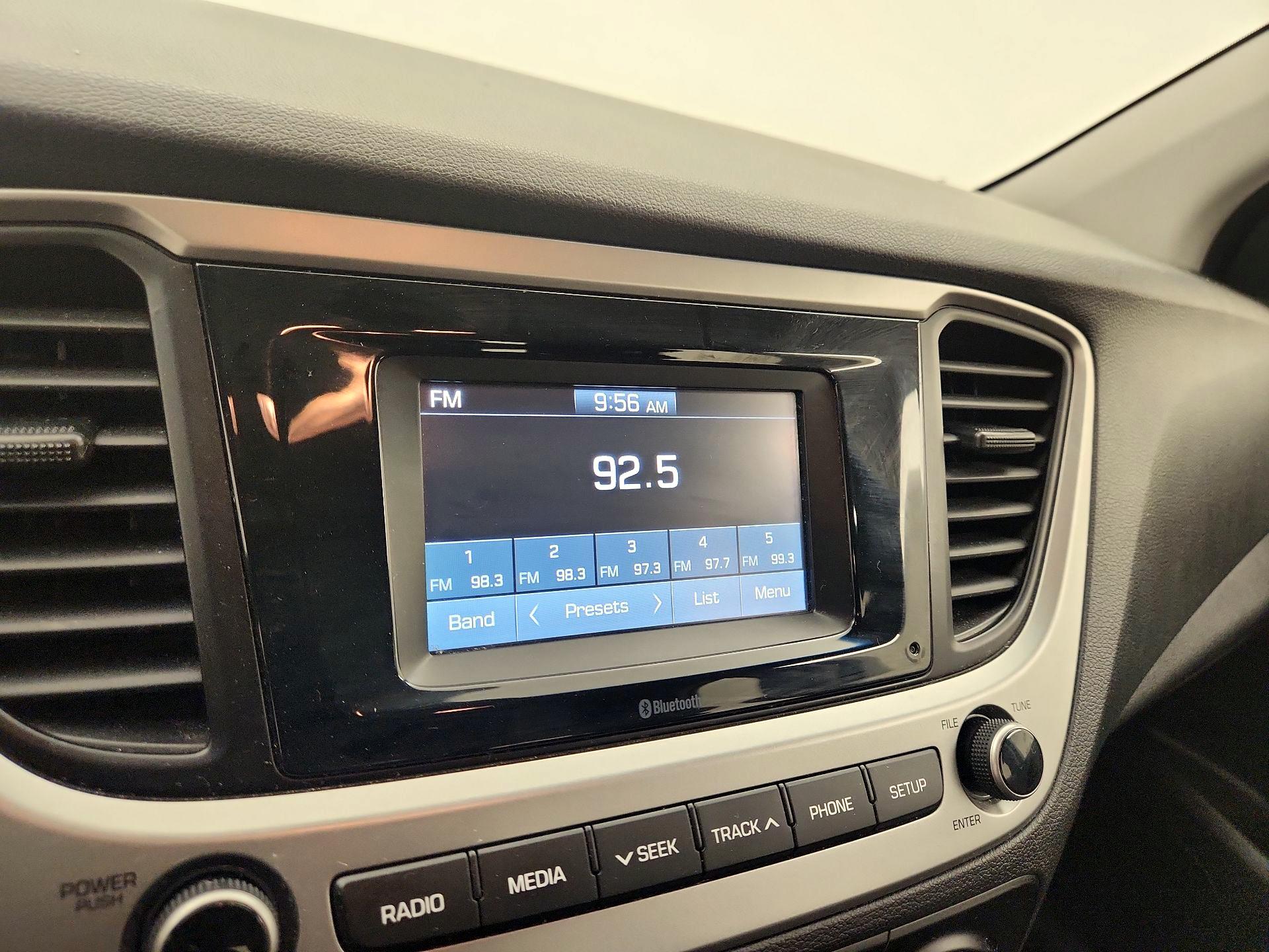 Thumbnail: 2018 Hyundai Accent - 15