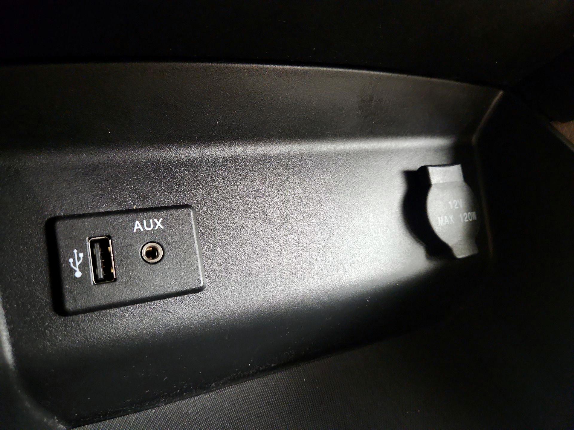 Thumbnail: 2016 Nissan Altima - 19