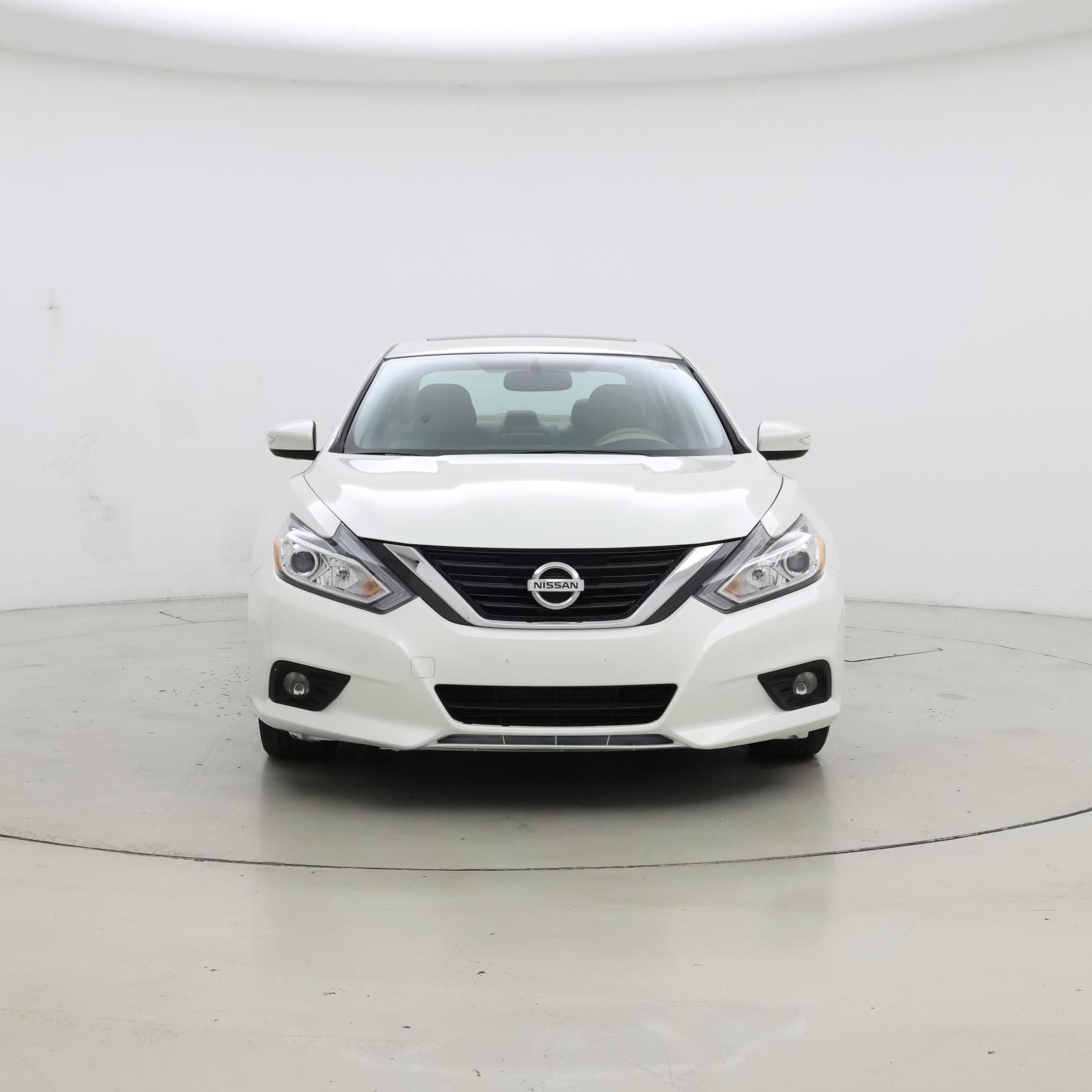 Thumbnail: 2016 Nissan Altima - 5