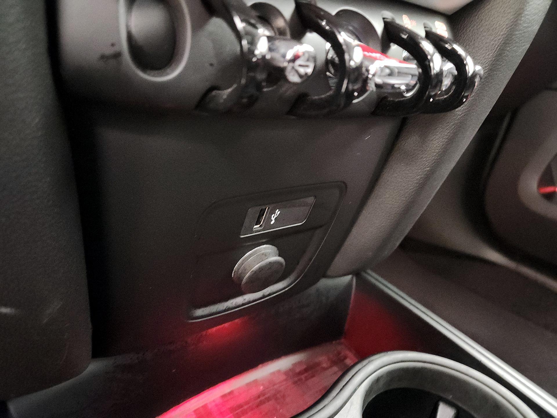 Thumbnail: 2019 MINI Cooper Countryman - 18