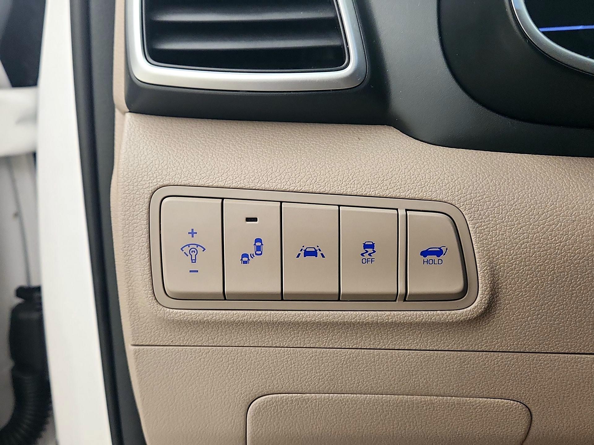 Thumbnail: 2021 Hyundai Tucson - 13