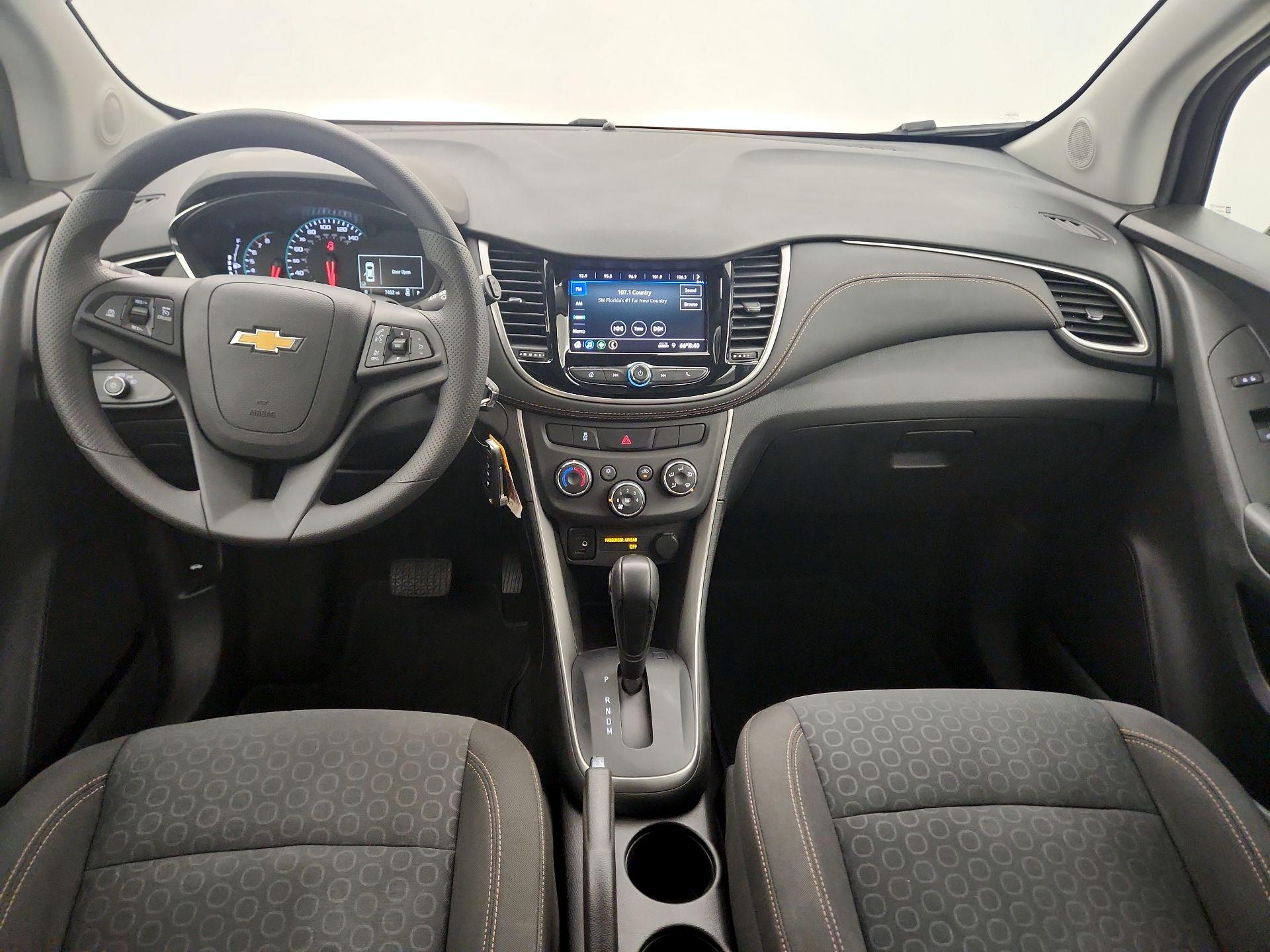 Thumbnail: 2022 Chevrolet Trax - 9