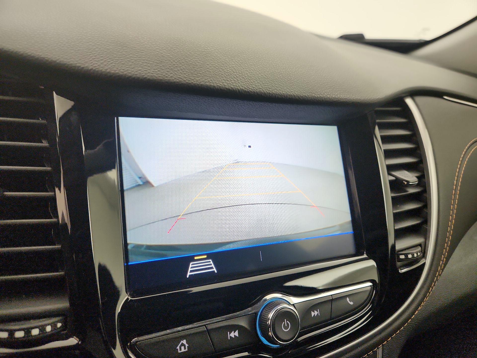 Thumbnail: 2022 Chevrolet Trax - 14