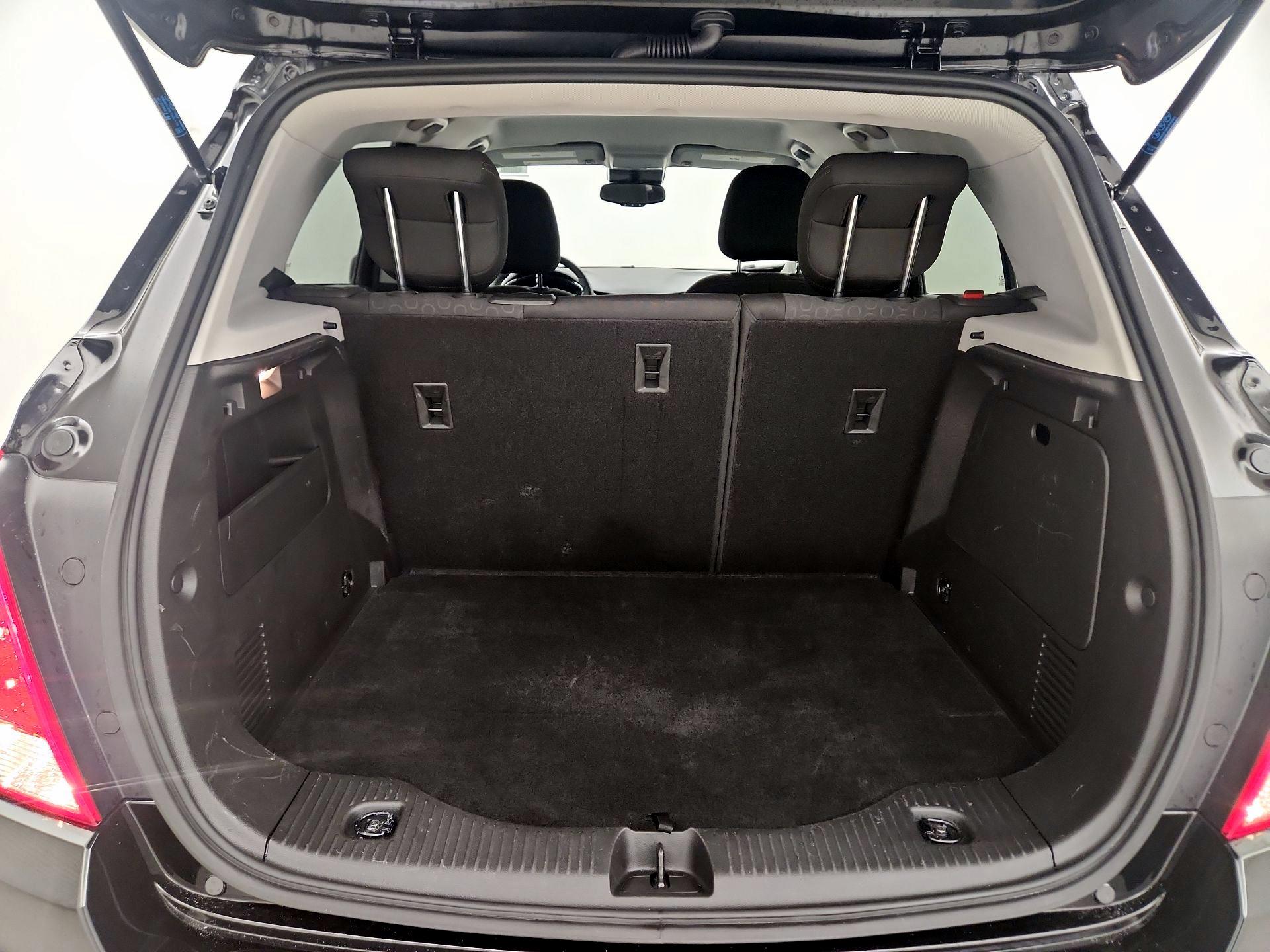 Thumbnail: 2022 Chevrolet Trax - 20