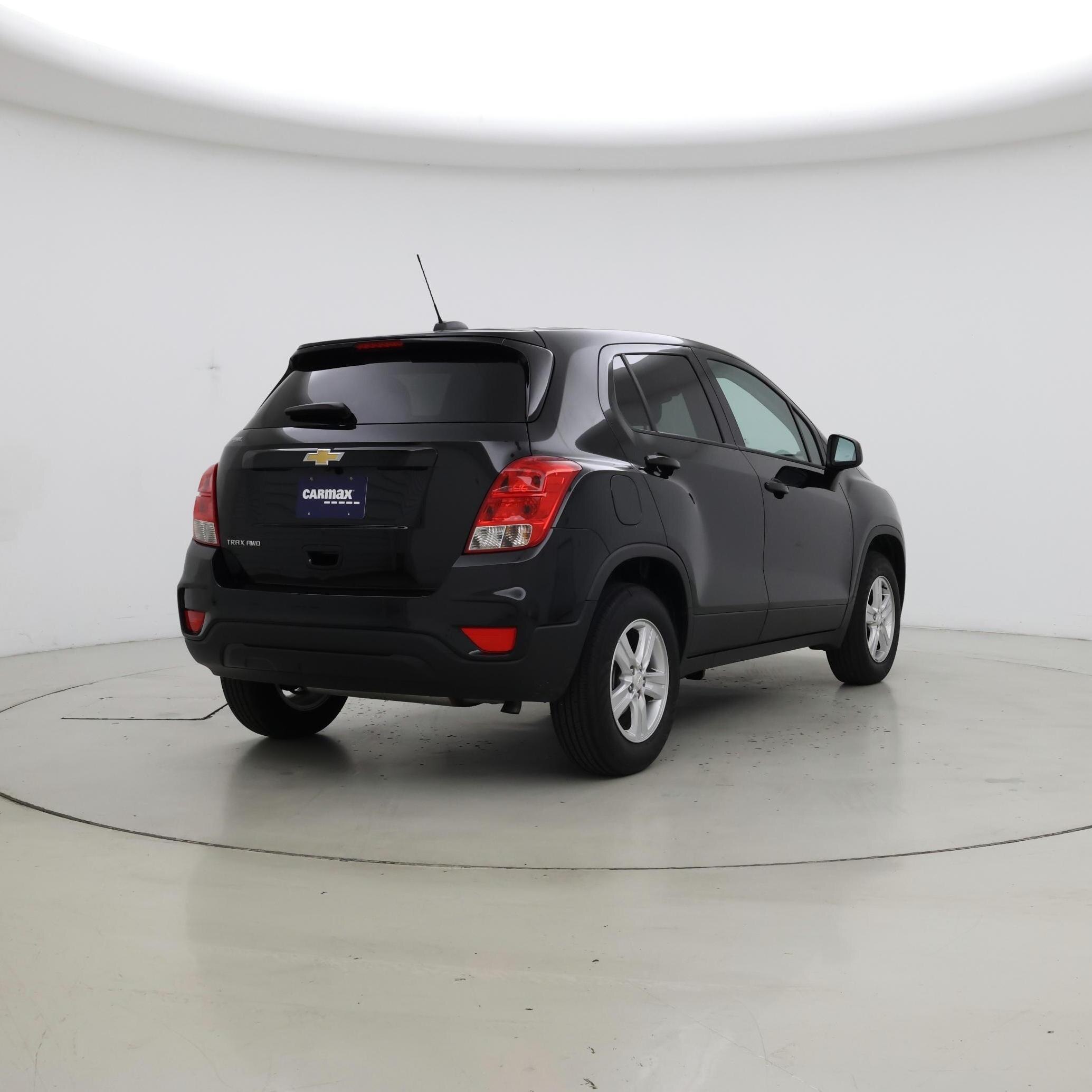 Thumbnail: 2022 Chevrolet Trax - 8