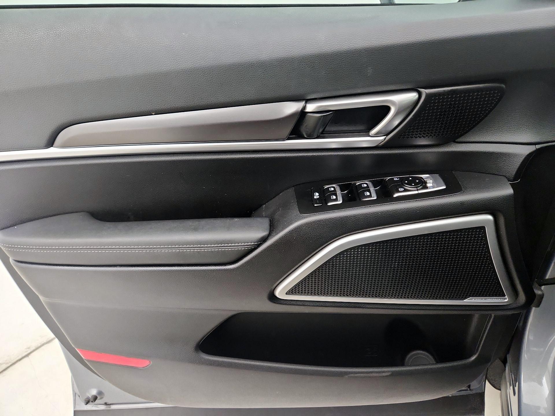 Thumbnail: 2023 Kia Telluride - 12