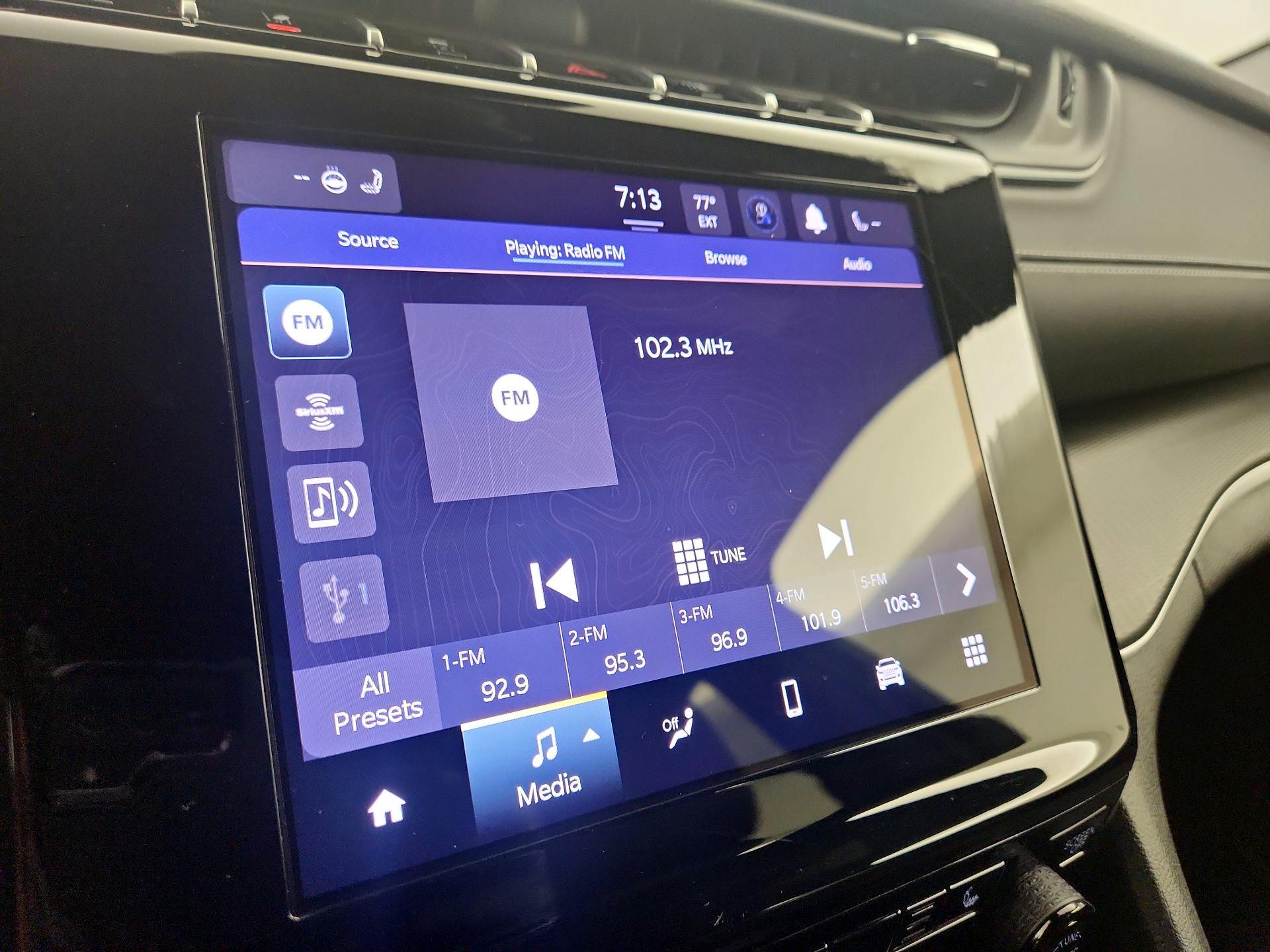 Thumbnail: 2024 Jeep Grand Cherokee - 15