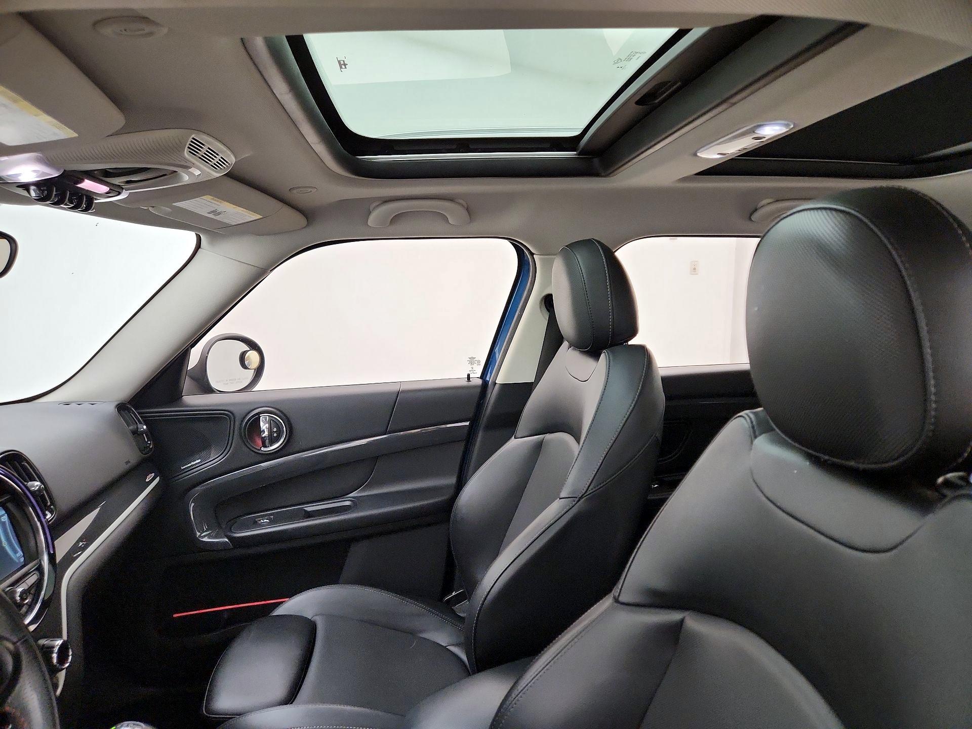 Thumbnail: 2017 MINI Cooper Countryman - 19