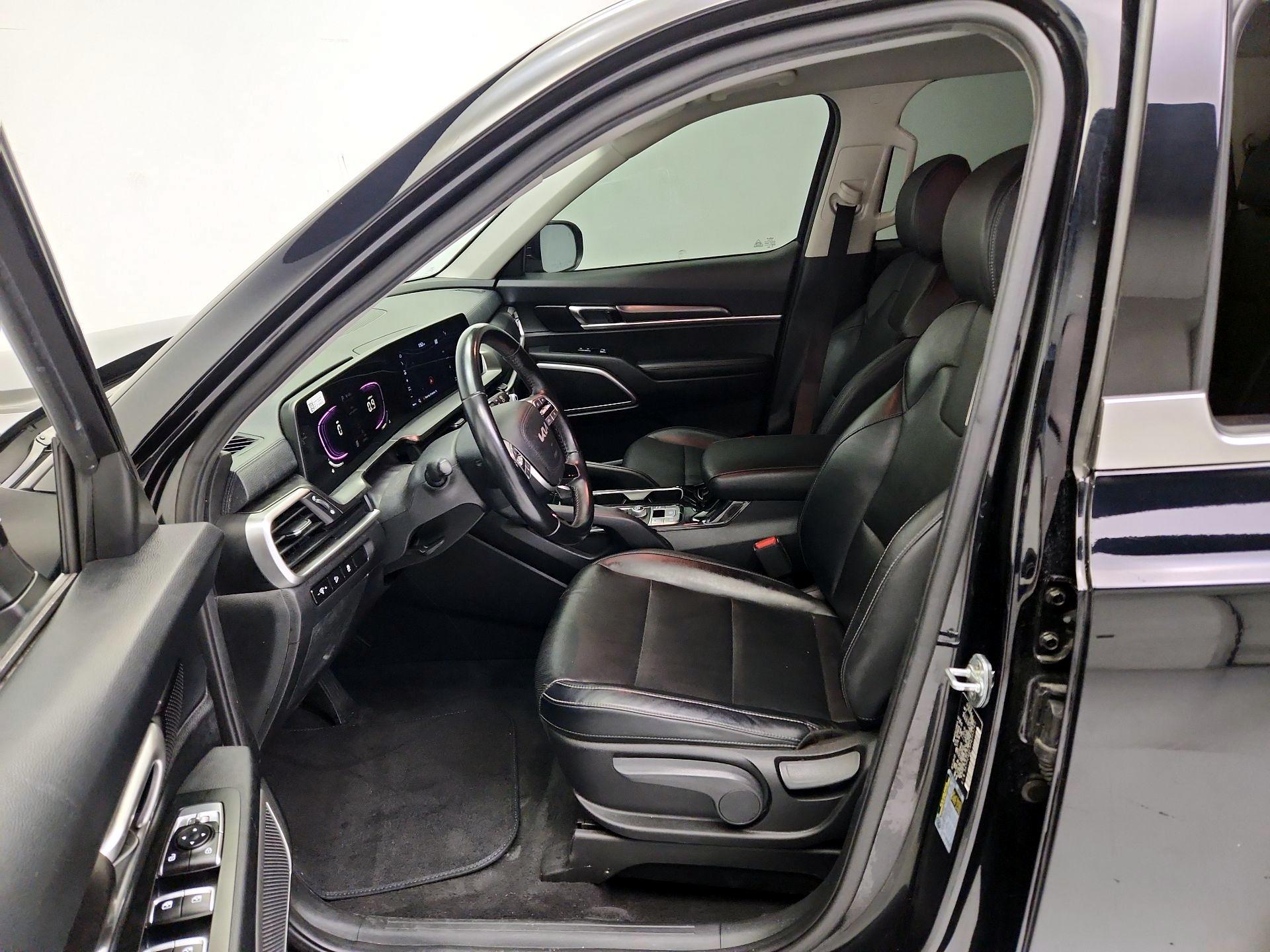 Thumbnail: 2023 Kia Telluride - 11