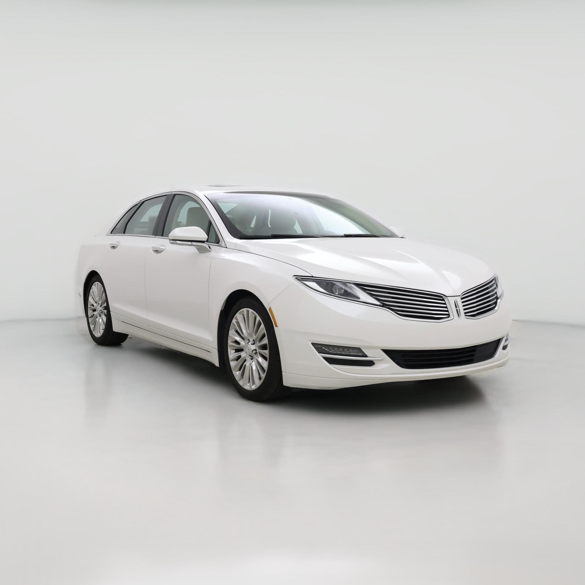 Thumbnail: 2015 Lincoln MKZ - 1