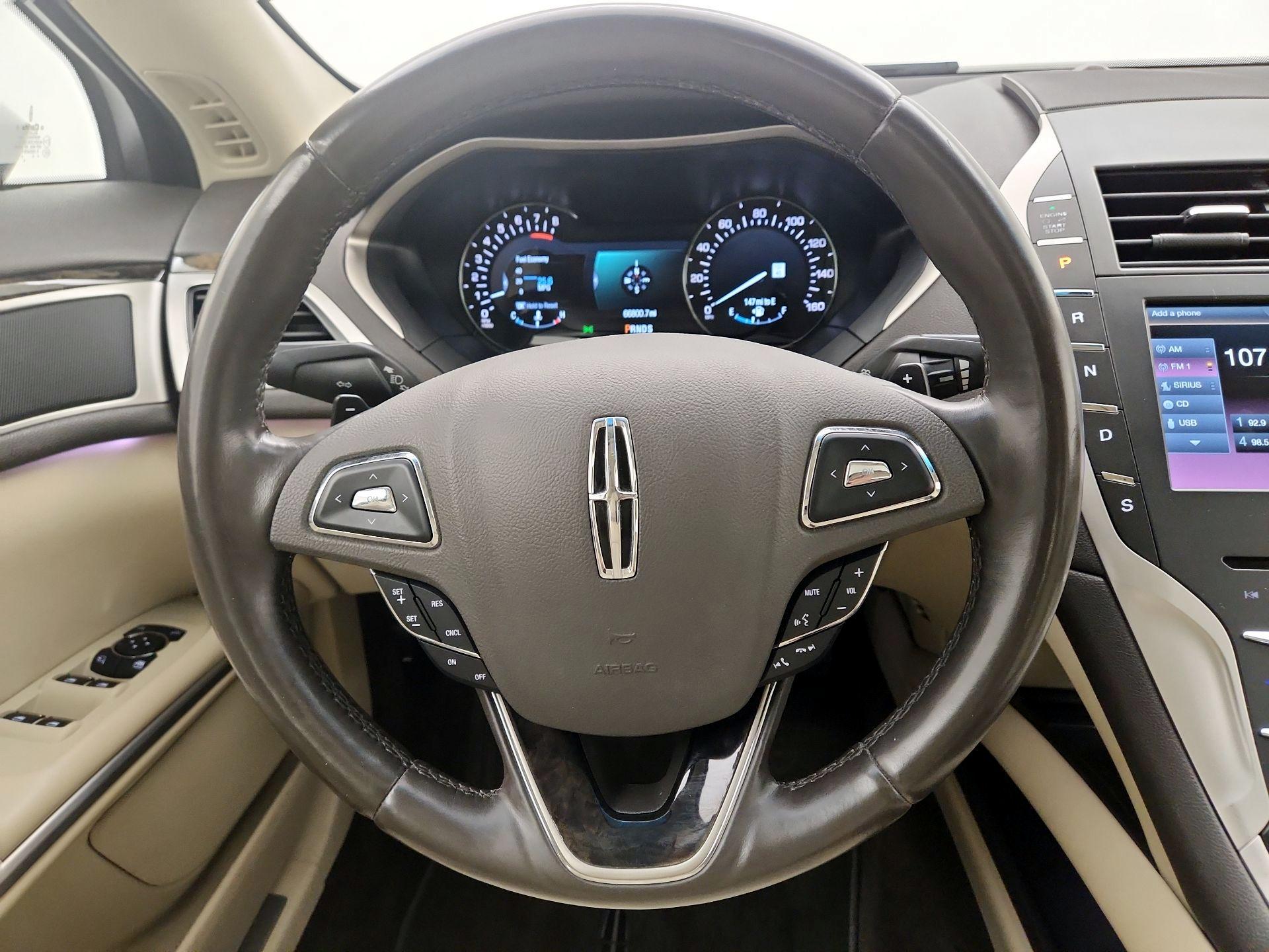 Thumbnail: 2015 Lincoln MKZ - 10