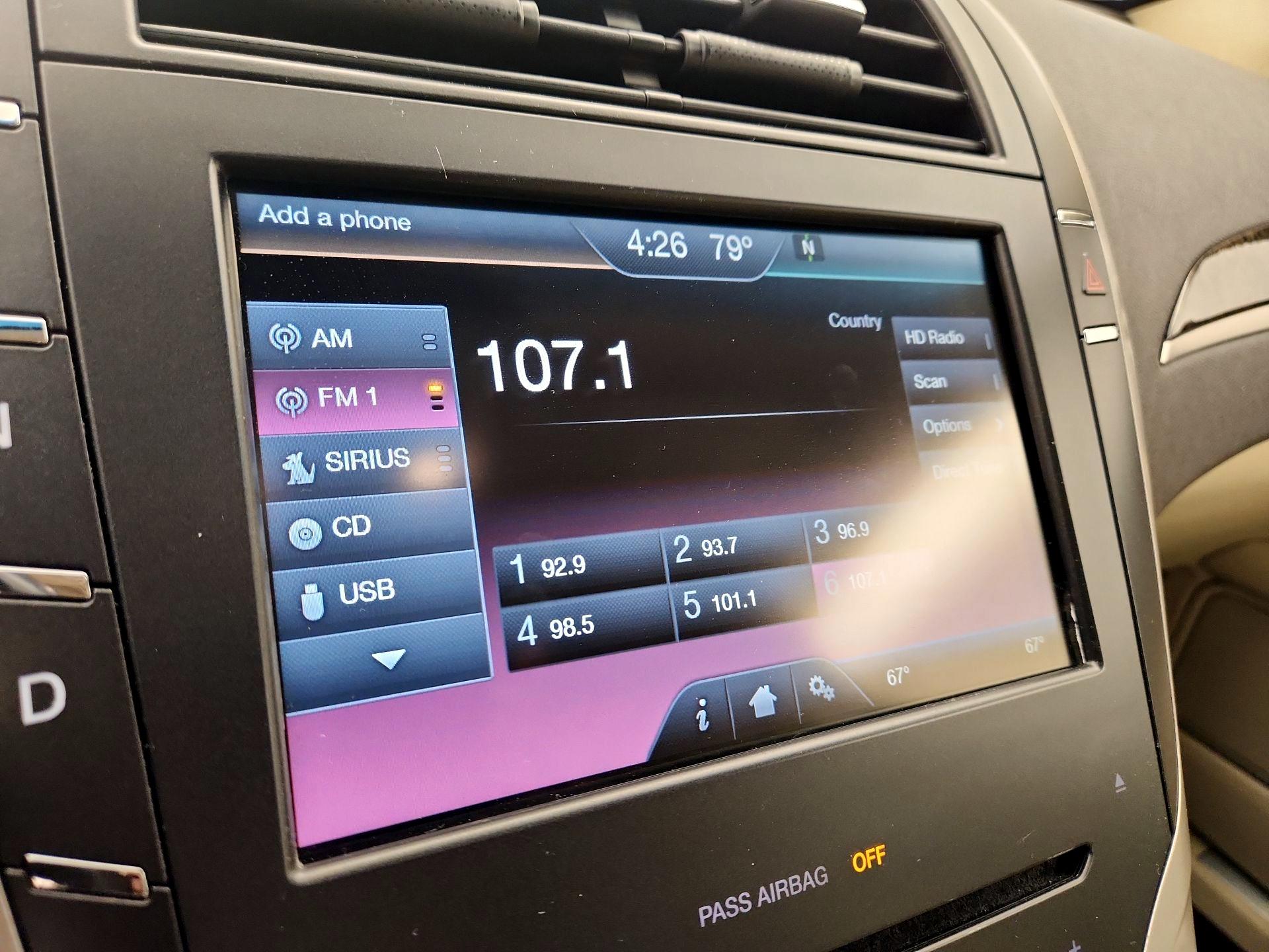 Thumbnail: 2015 Lincoln MKZ - 15