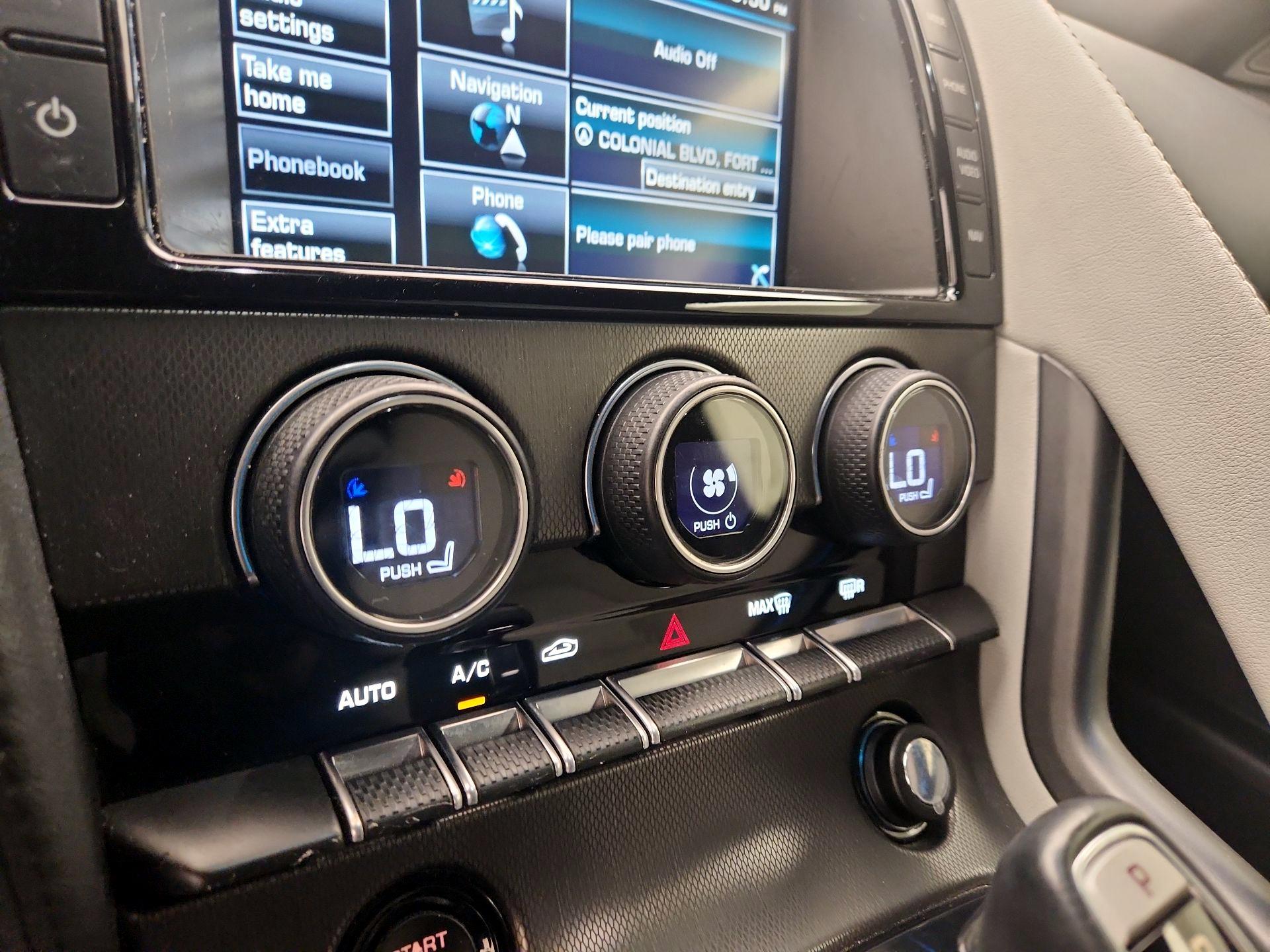 Thumbnail: 2015 Jaguar F-Type - 17