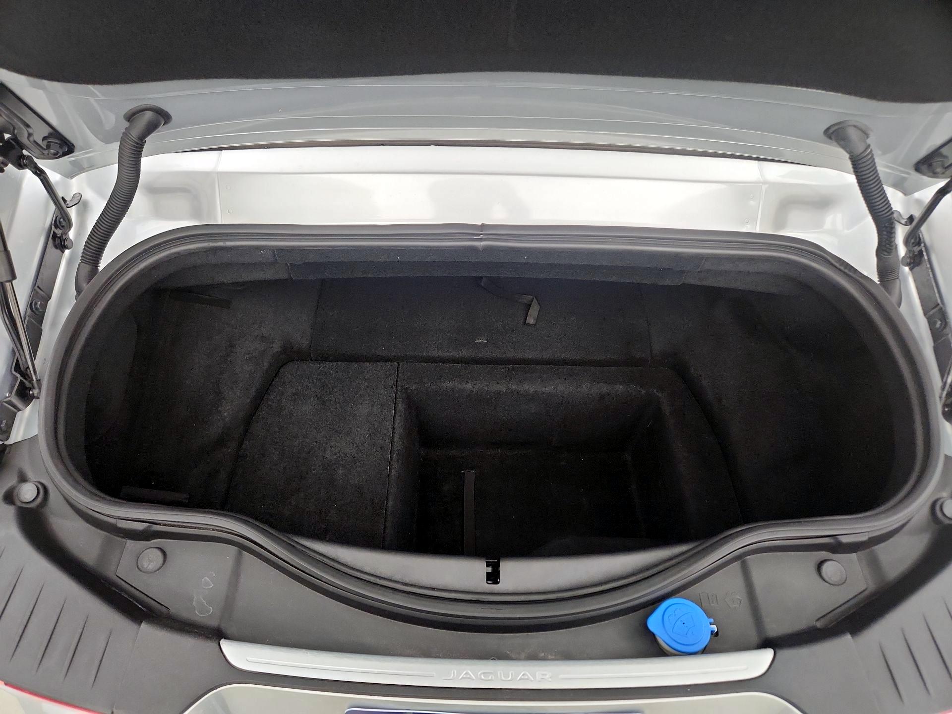 Thumbnail: 2015 Jaguar F-Type - 20