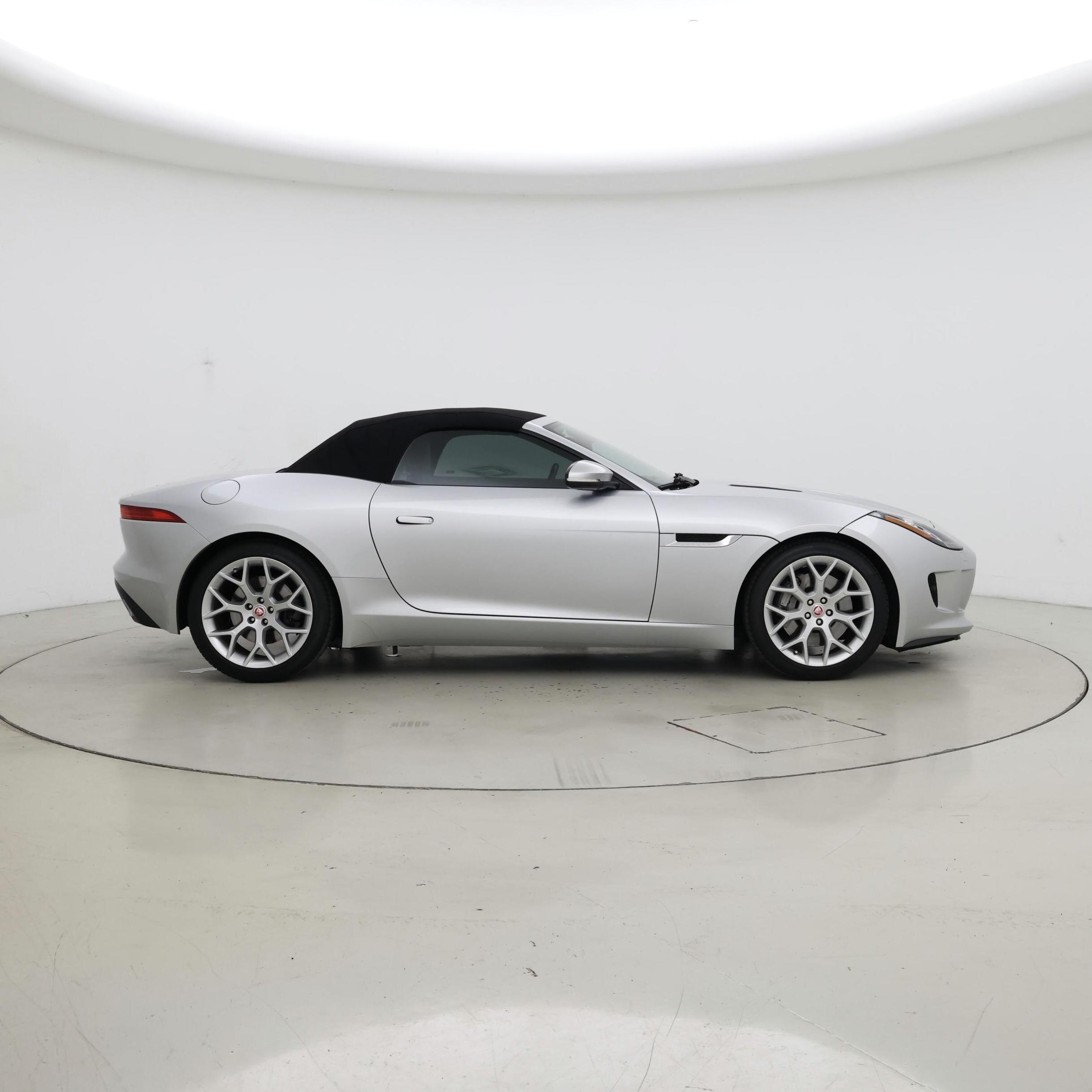 Thumbnail: 2015 Jaguar F-Type - 7