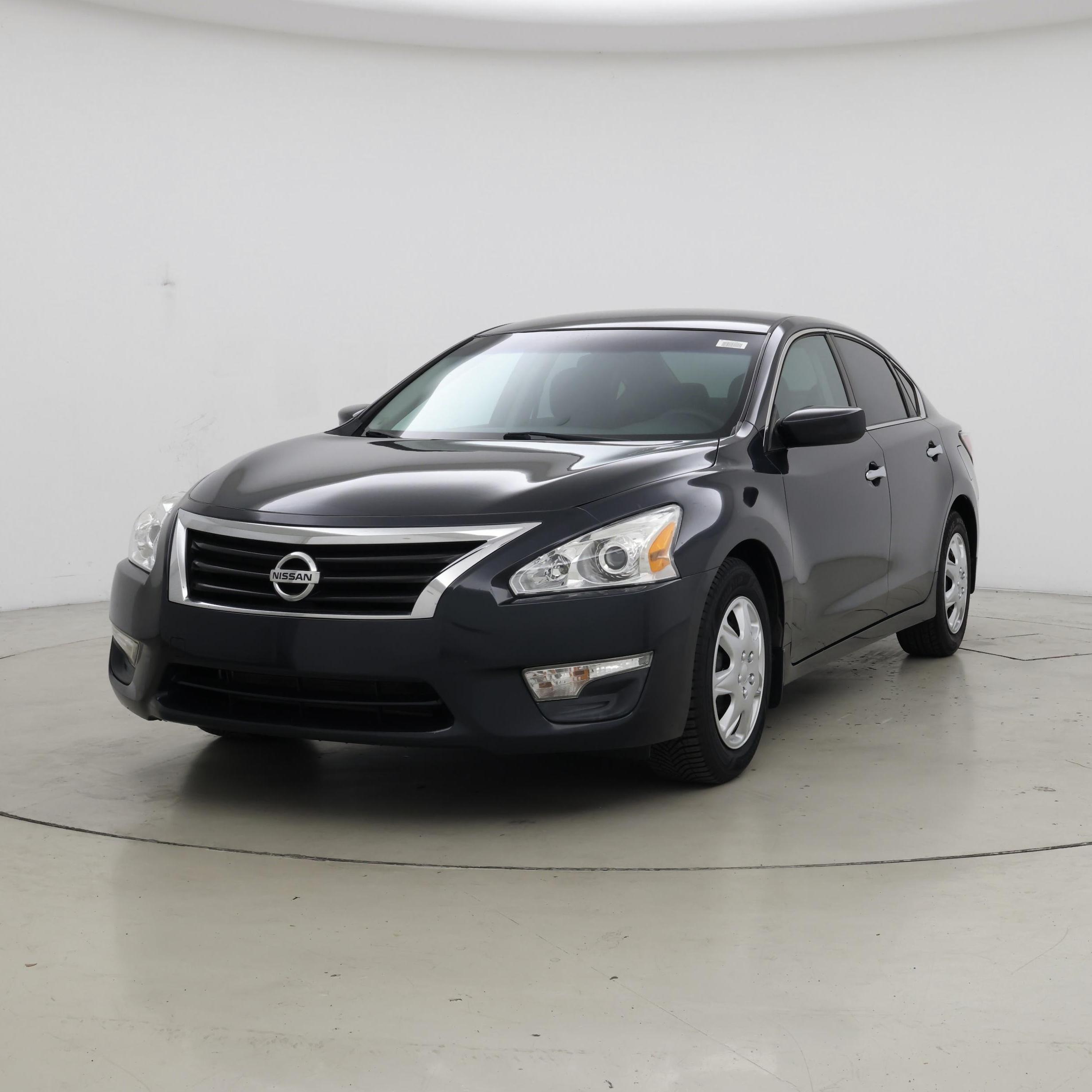 Thumbnail: 2015 Nissan Altima - 4