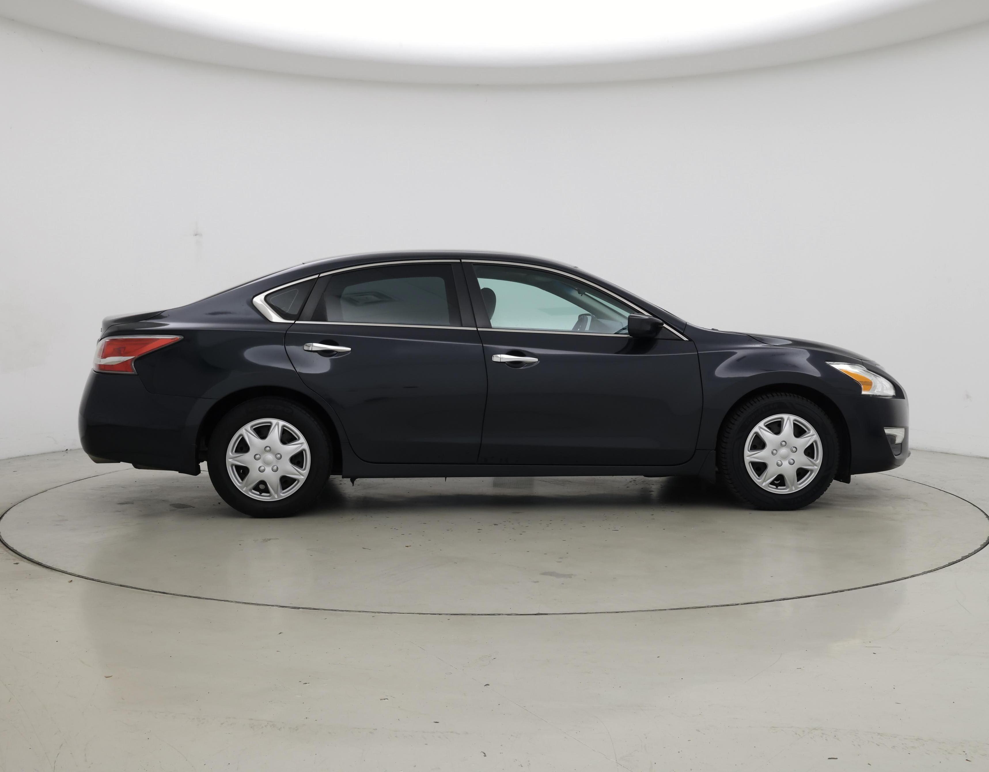 Thumbnail: 2015 Nissan Altima - 7