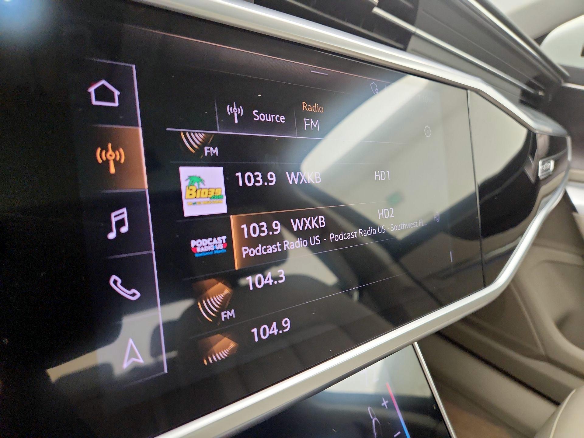 Thumbnail: 2019 Audi A6 - 16