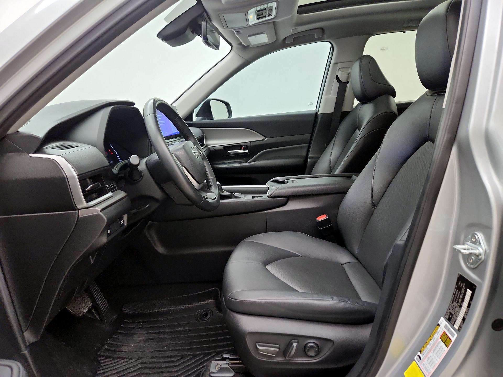 Thumbnail: 2024 Toyota Grand Highlander - 11