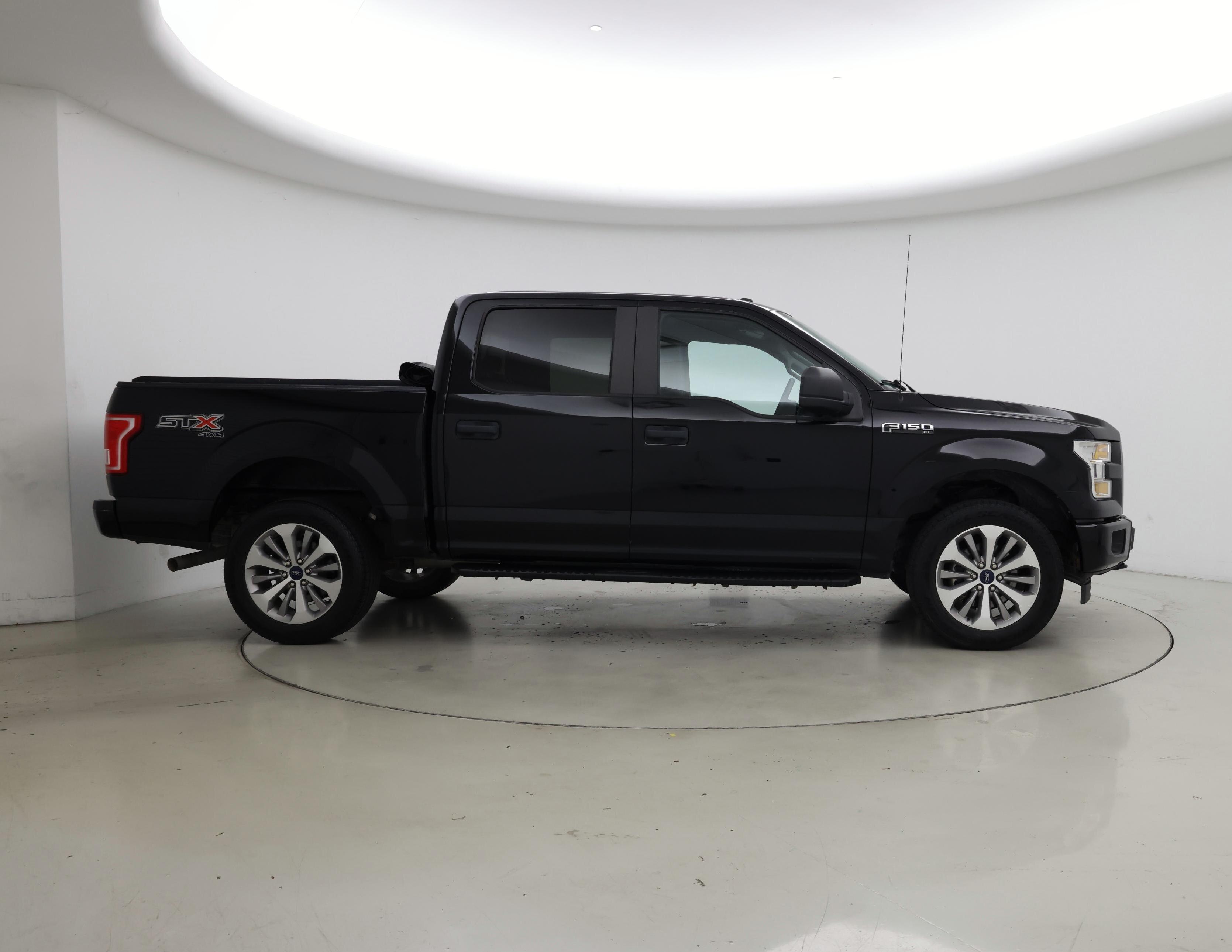 Thumbnail: 2017 Ford F-150 - 7