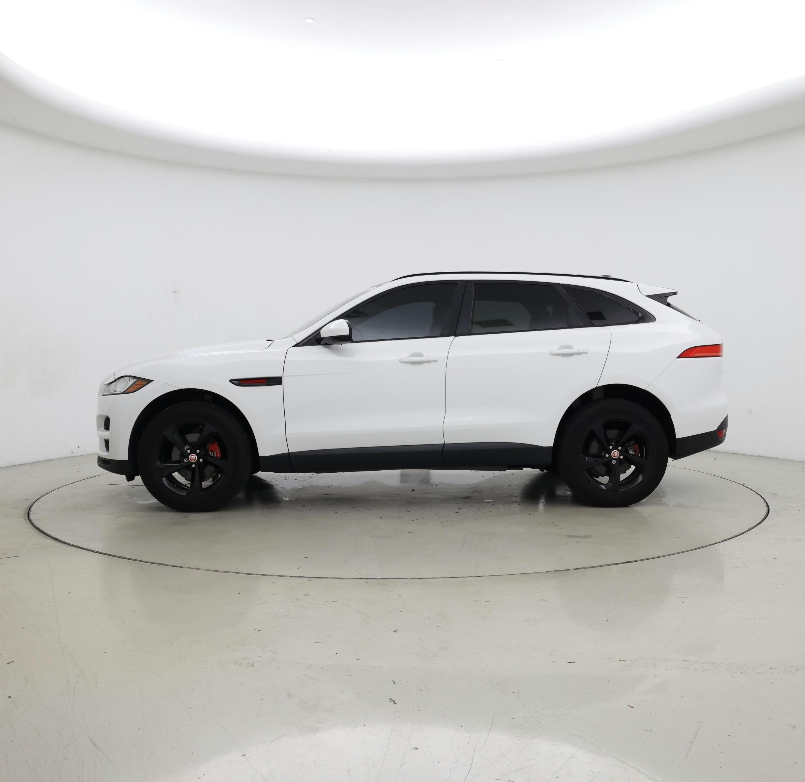 Thumbnail: 2019 Jaguar F-Pace - 3