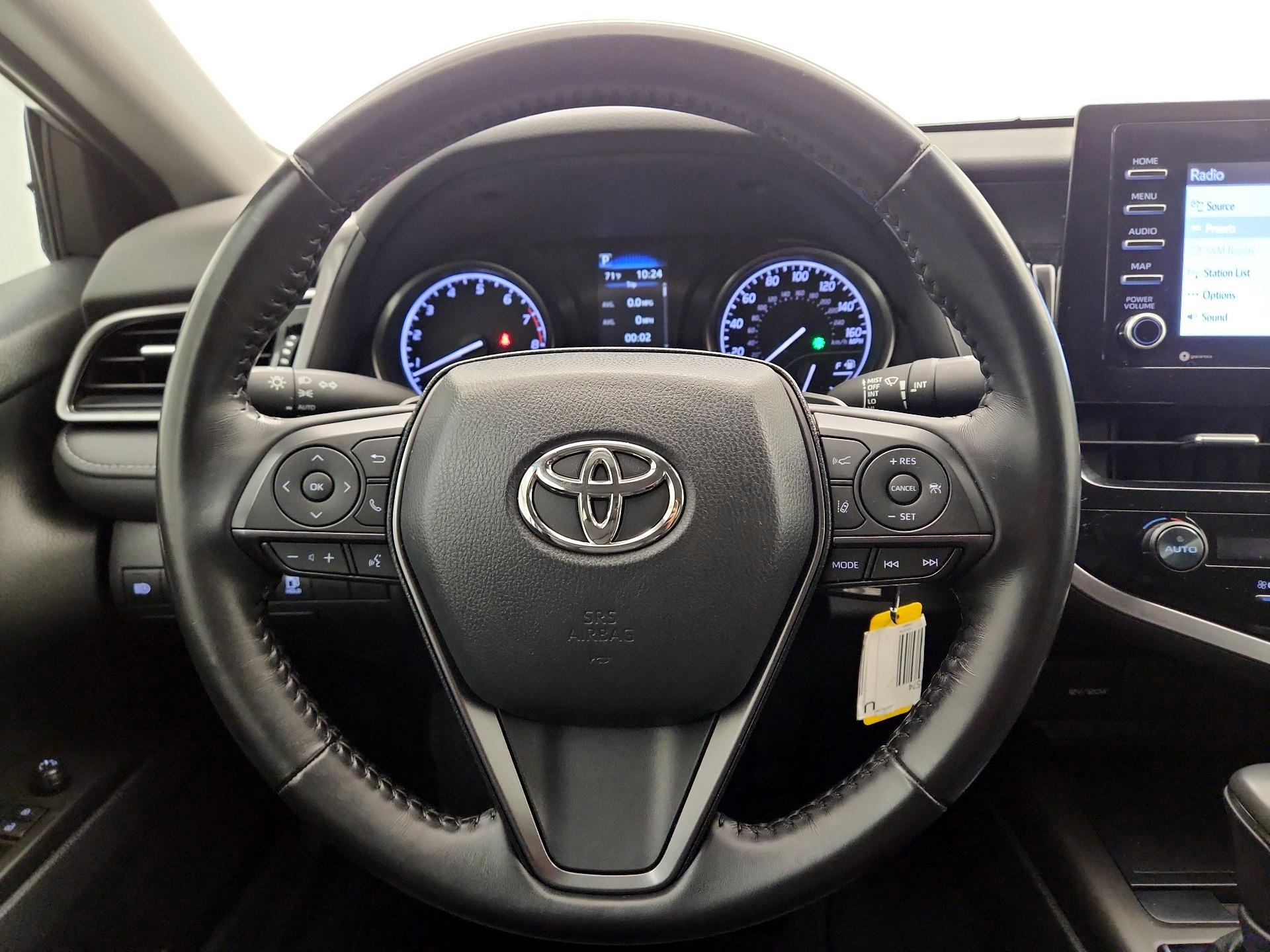 Thumbnail: 2021 Toyota Camry - 10