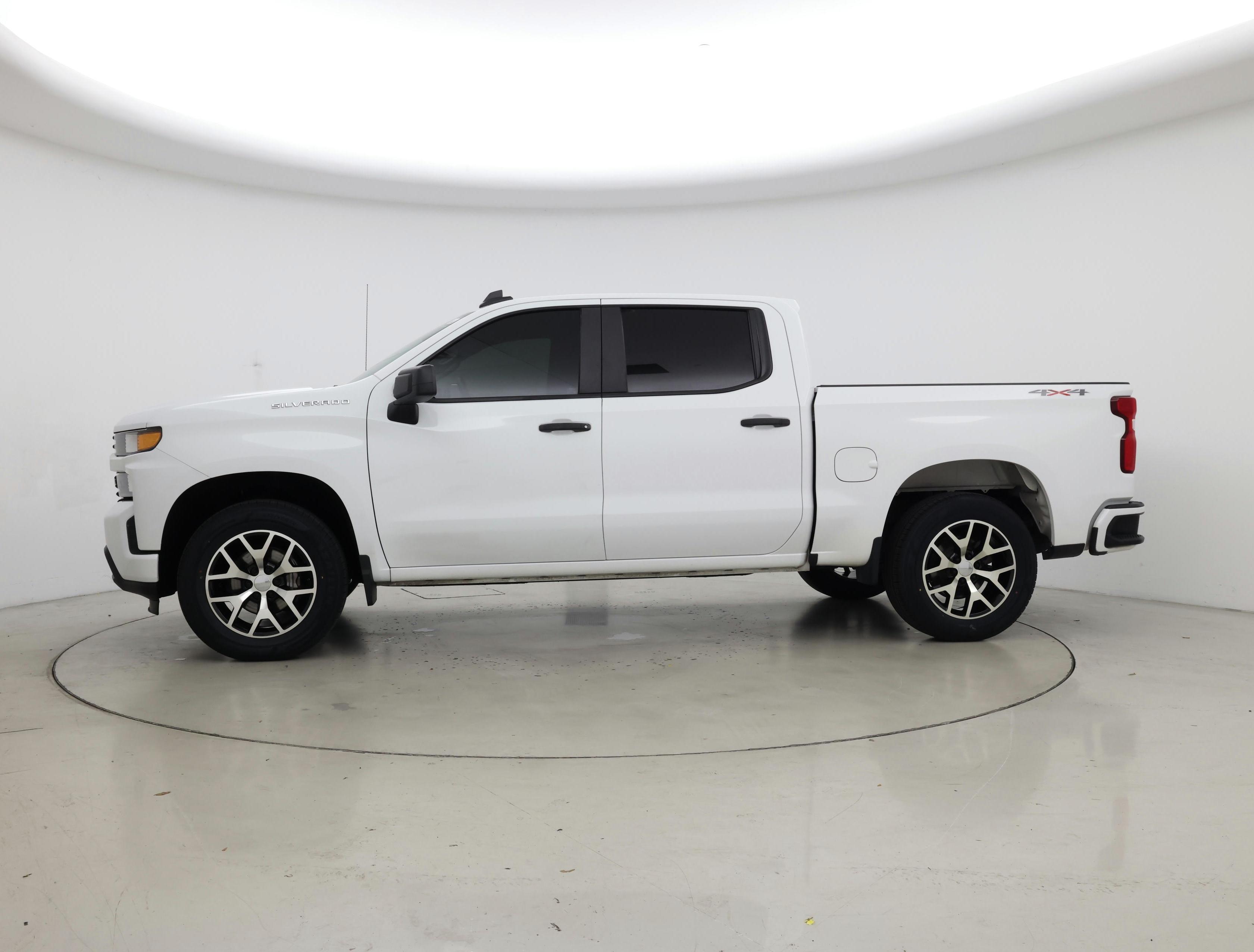 Thumbnail: 2022 Chevrolet Silverado 1500 - 3