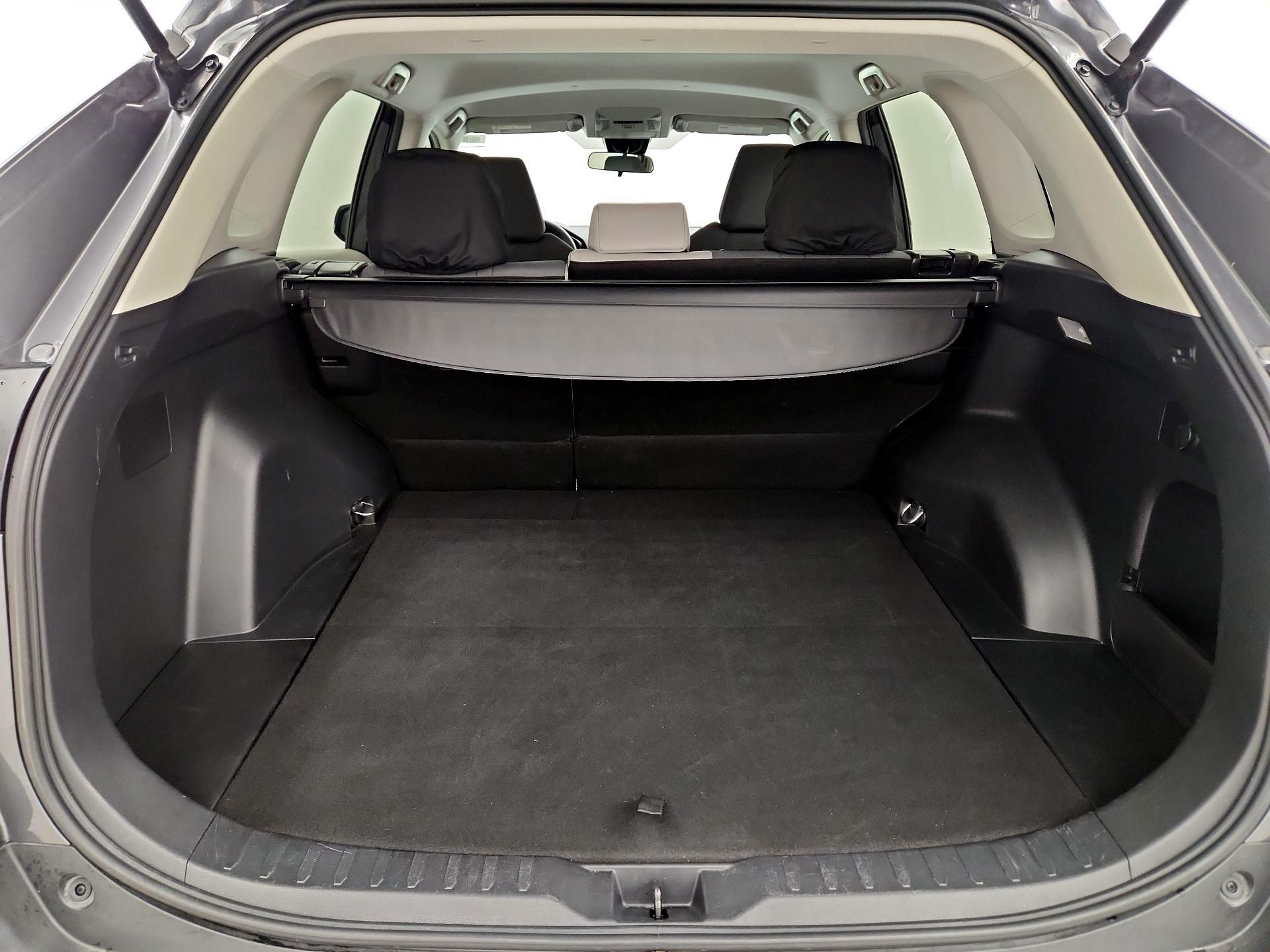 Thumbnail: 2021 Toyota RAV4 - 20