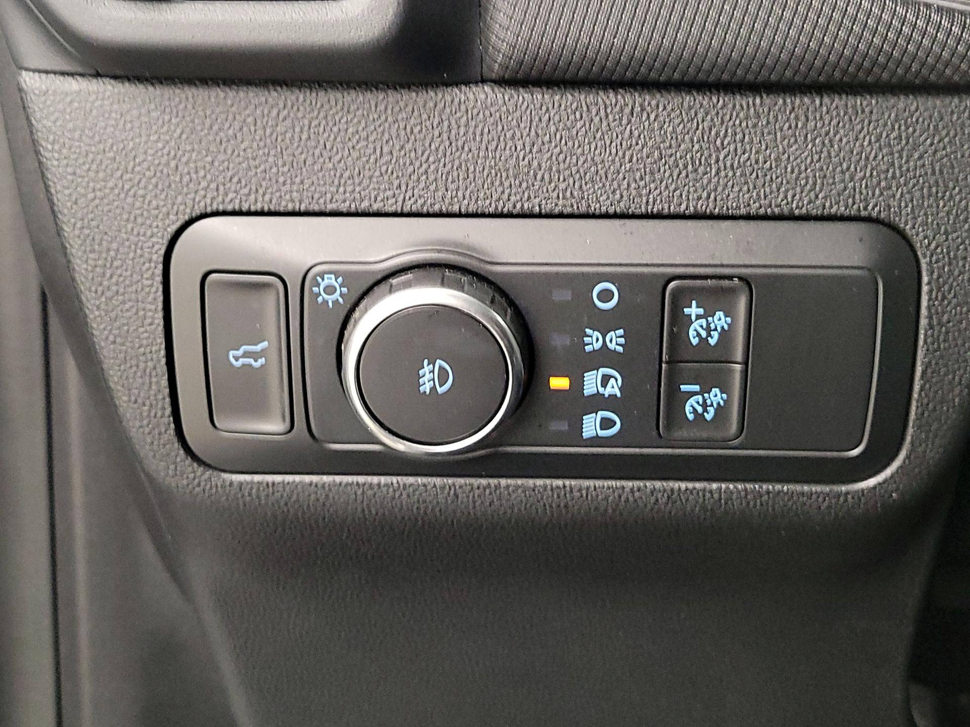 Thumbnail: 2021 Ford Bronco Sport - 13