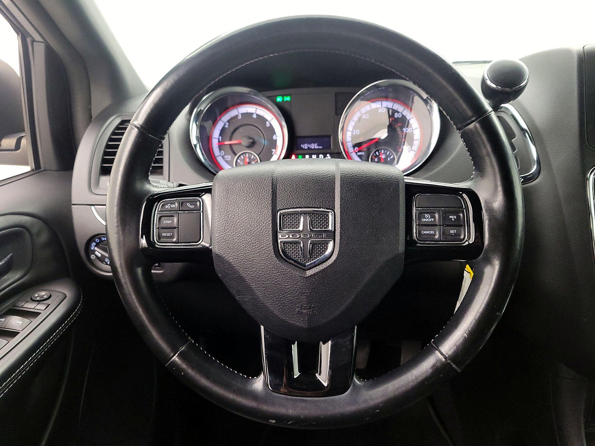 Thumbnail: 2020 Dodge Grand Caravan - 10