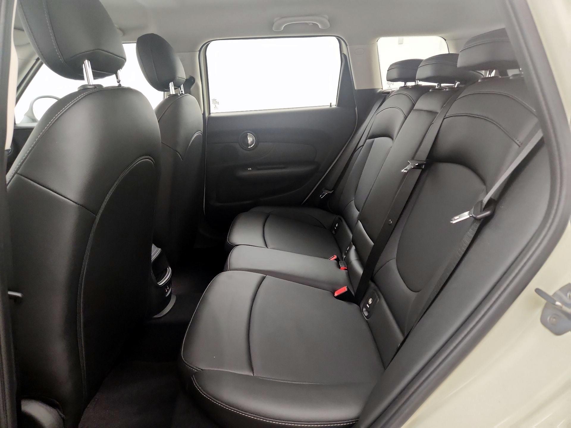 Thumbnail: 2019 MINI Cooper Clubman - 19