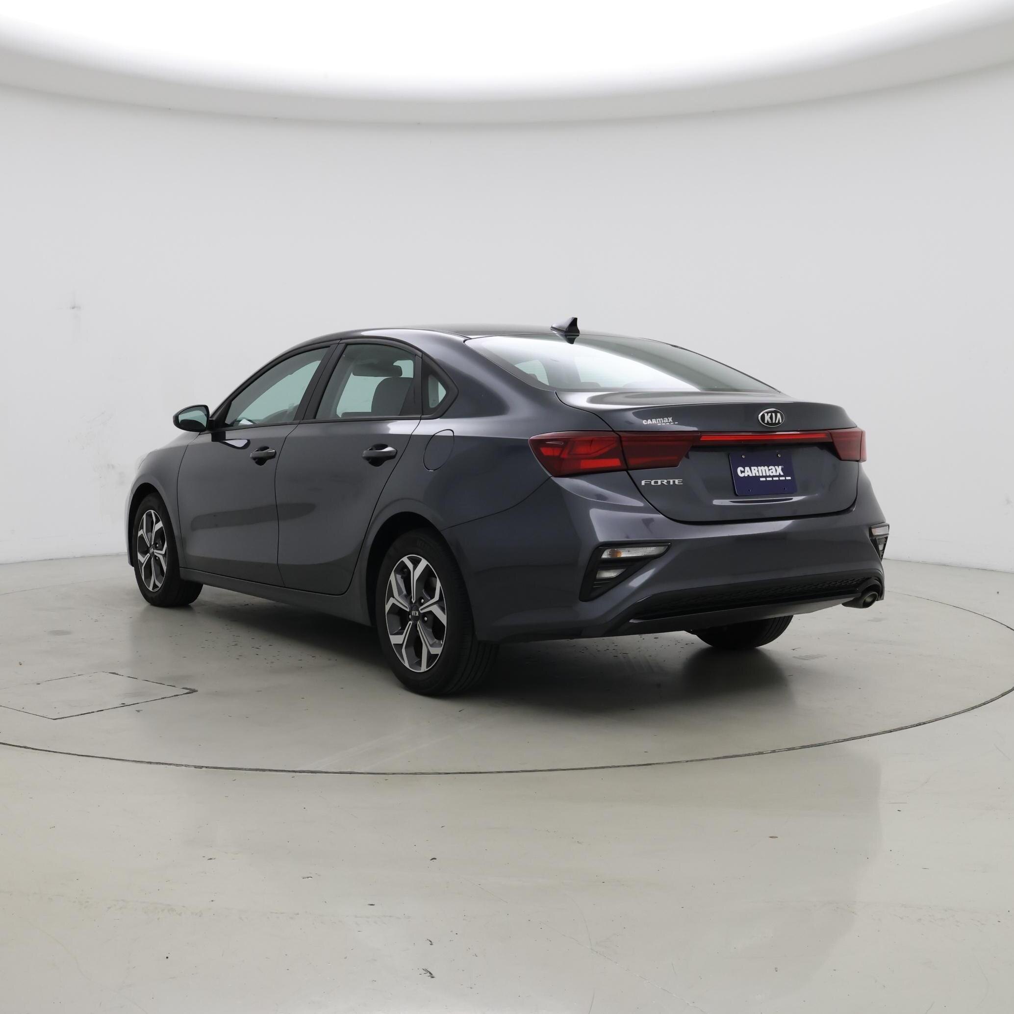 Thumbnail: 2021 Kia Forte - 2