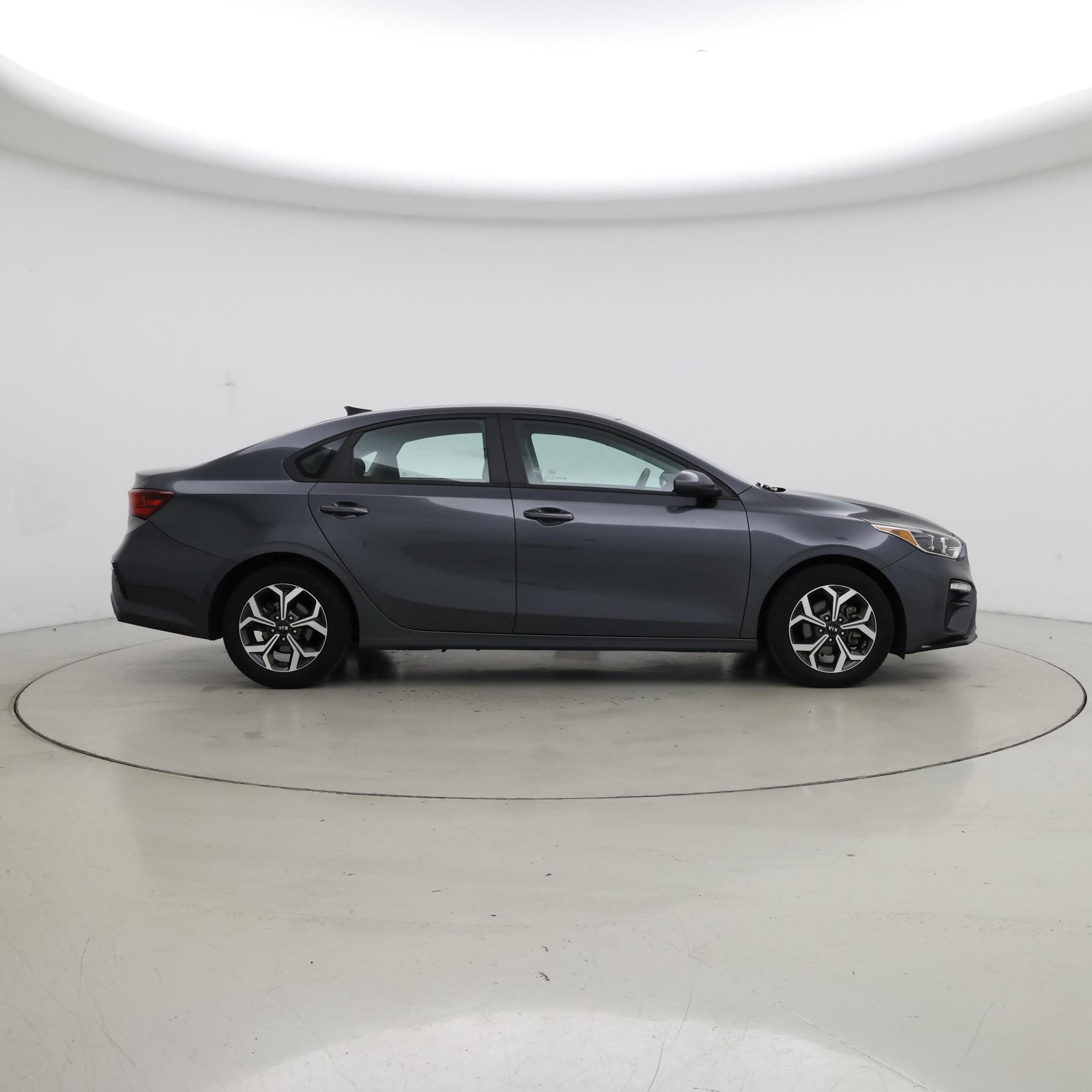 Thumbnail: 2021 Kia Forte - 7