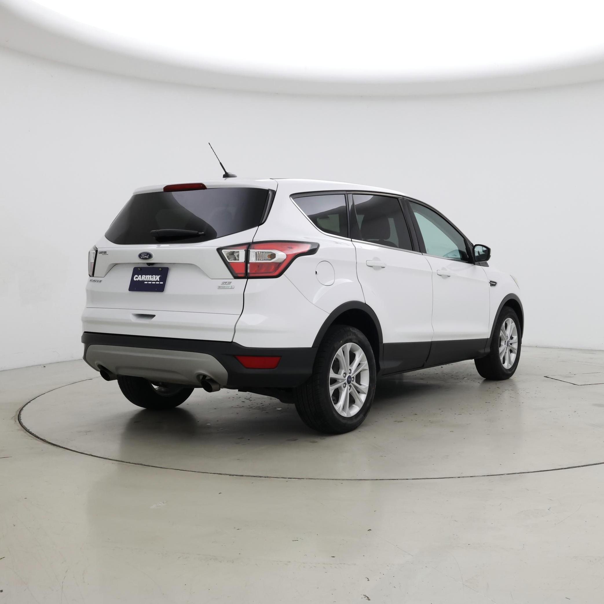 Thumbnail: 2017 Ford Escape - 8