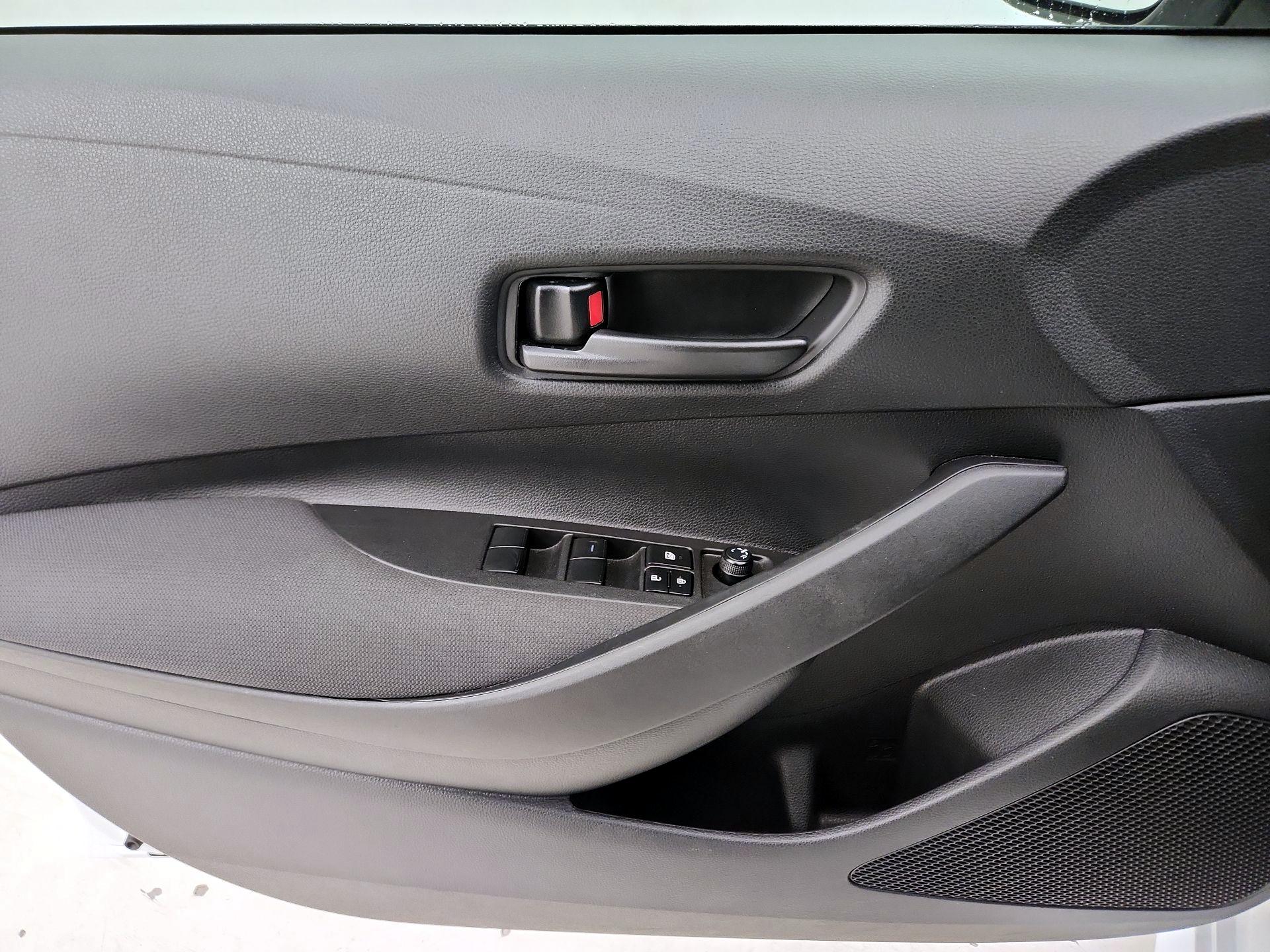 Thumbnail: 2025 Toyota Corolla - 12