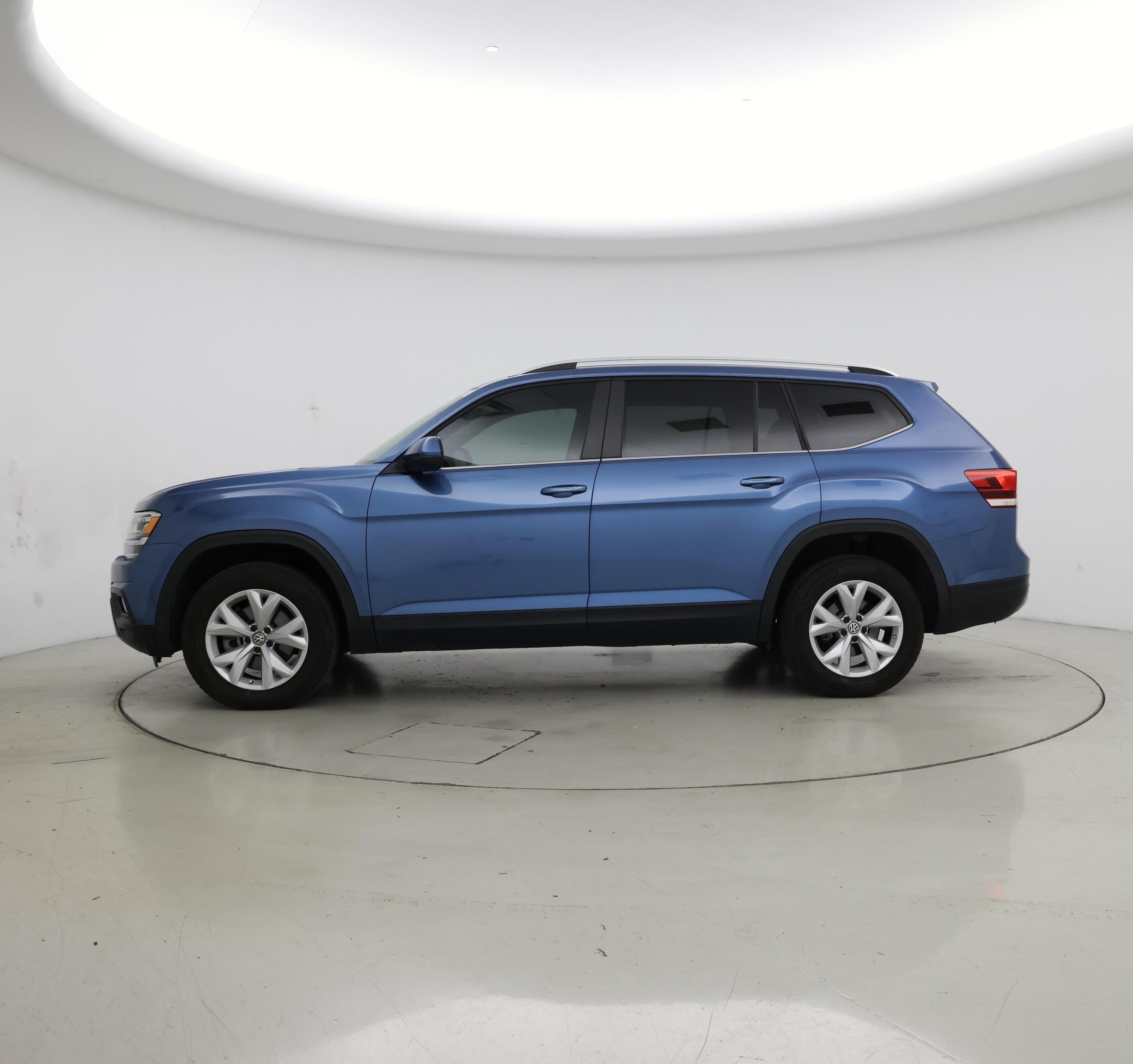 Thumbnail: 2019 Volkswagen Atlas - 3