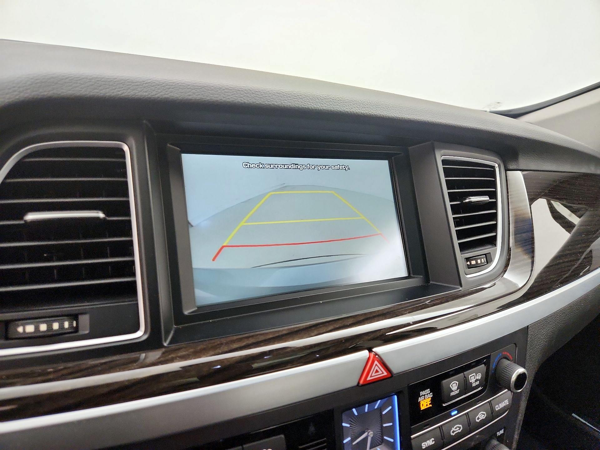 Thumbnail: 2017 Genesis G80 - 15