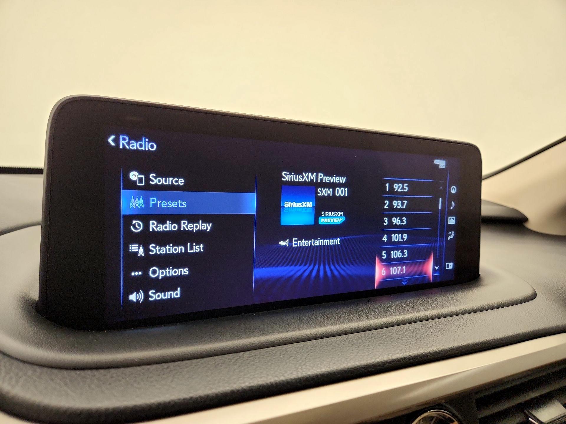 Thumbnail: 2021 Lexus RX - 16