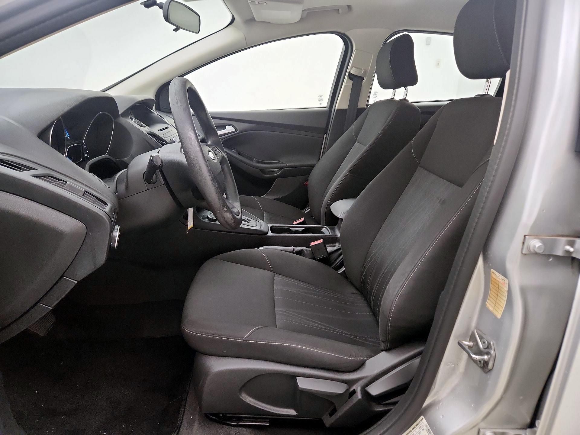 Thumbnail: 2015 Ford Focus - 11