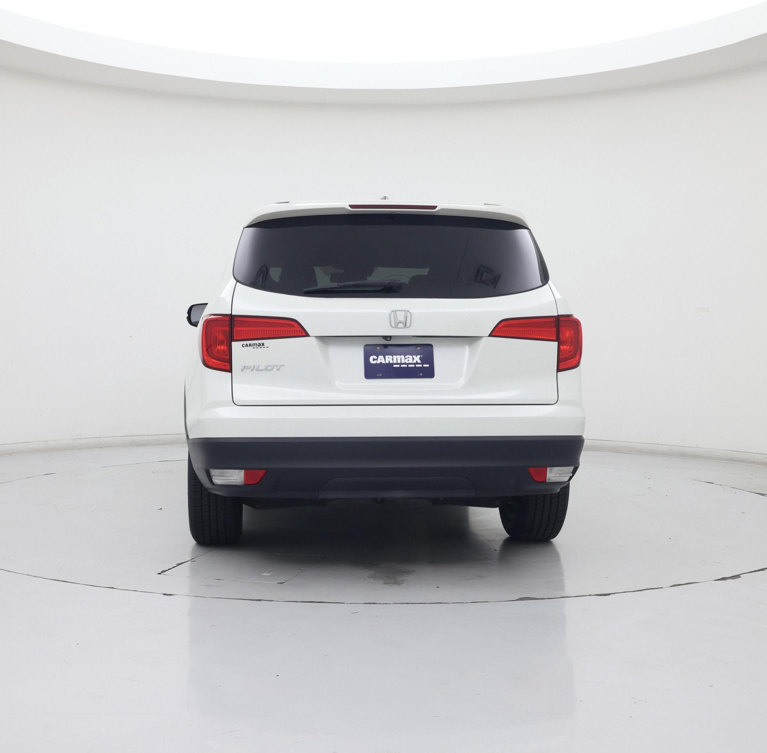 Thumbnail: 2017 Honda Pilot - 6