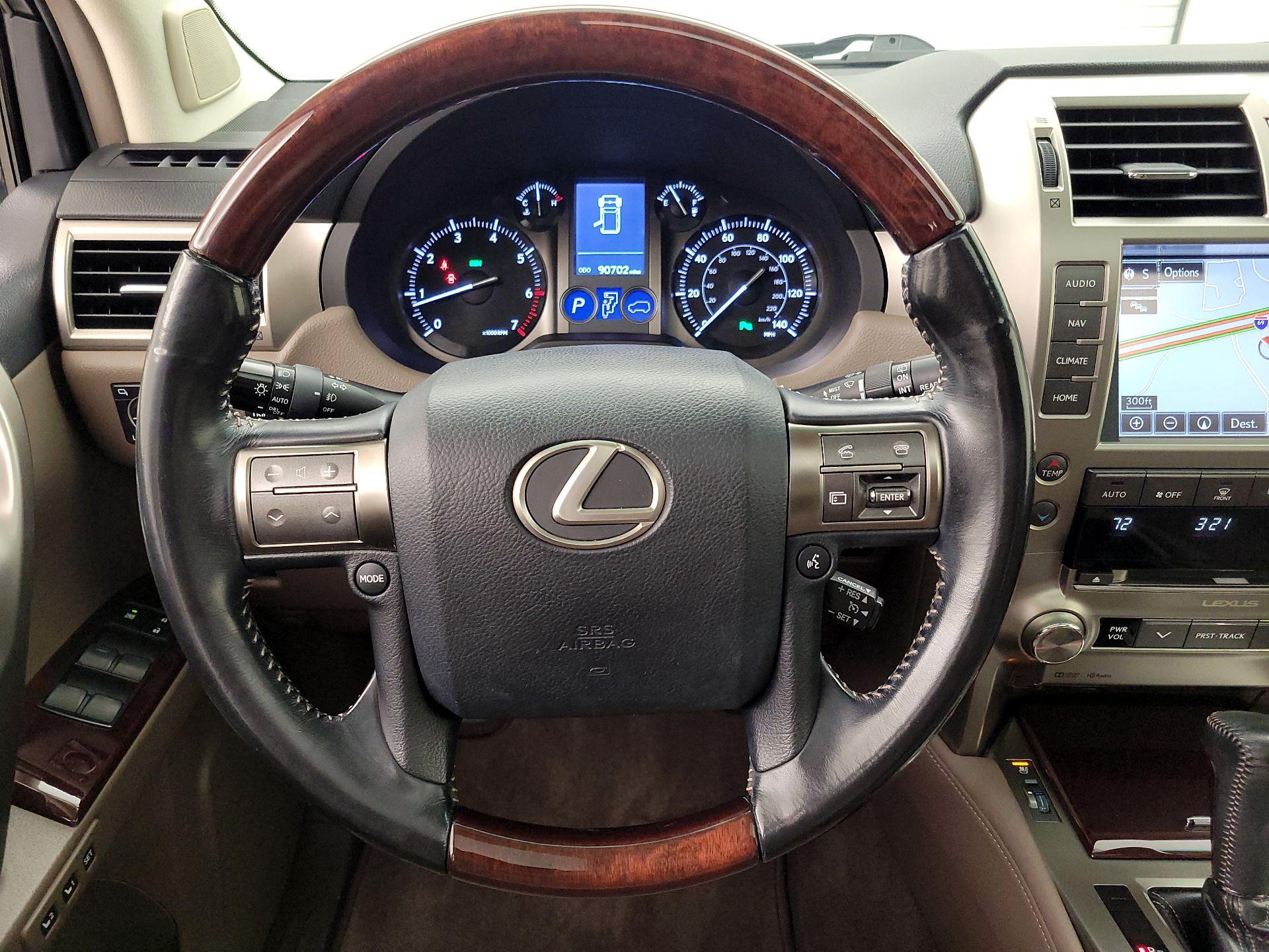 Thumbnail: 2017 Lexus GX - 10