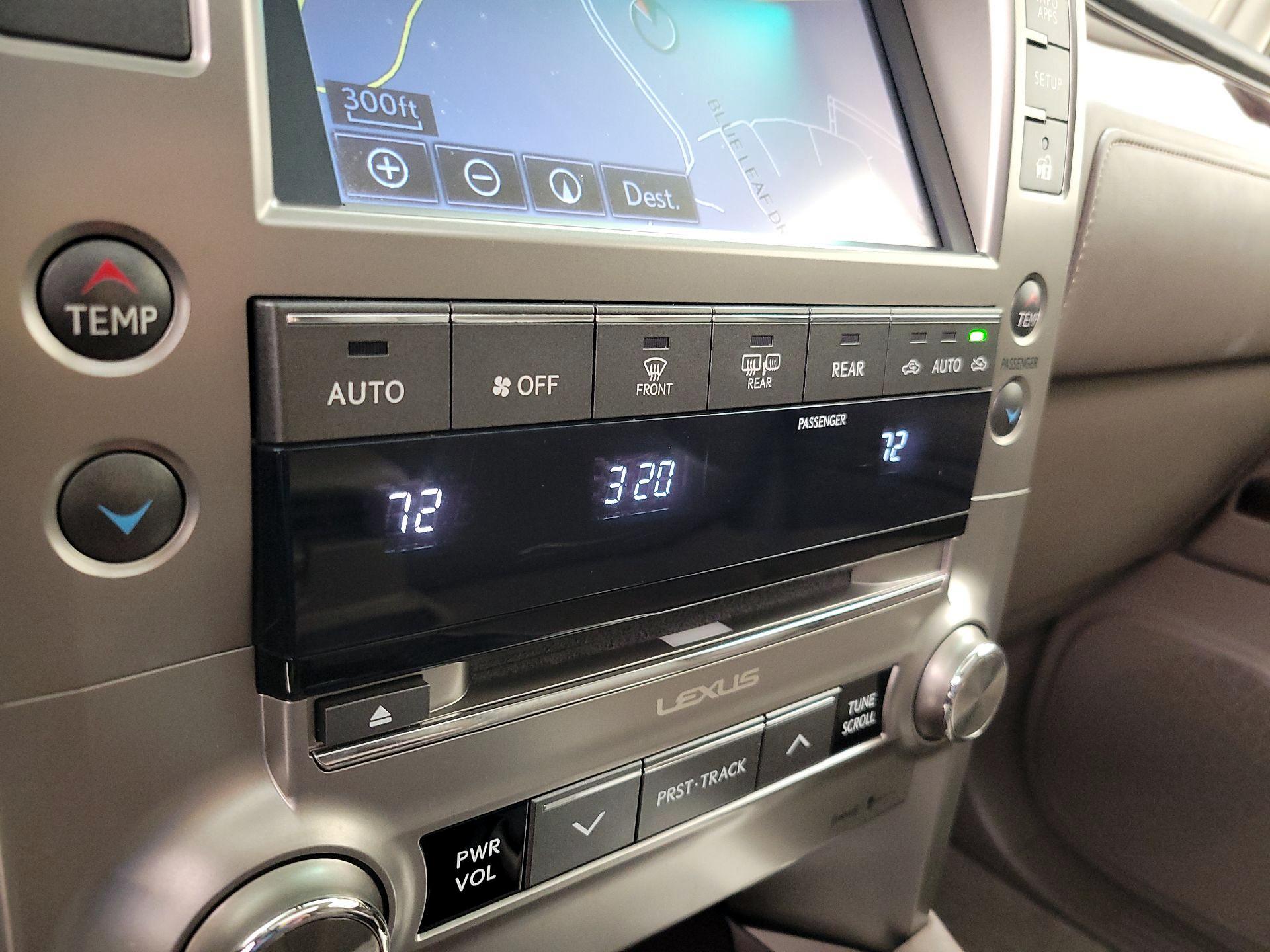 Thumbnail: 2017 Lexus GX - 17