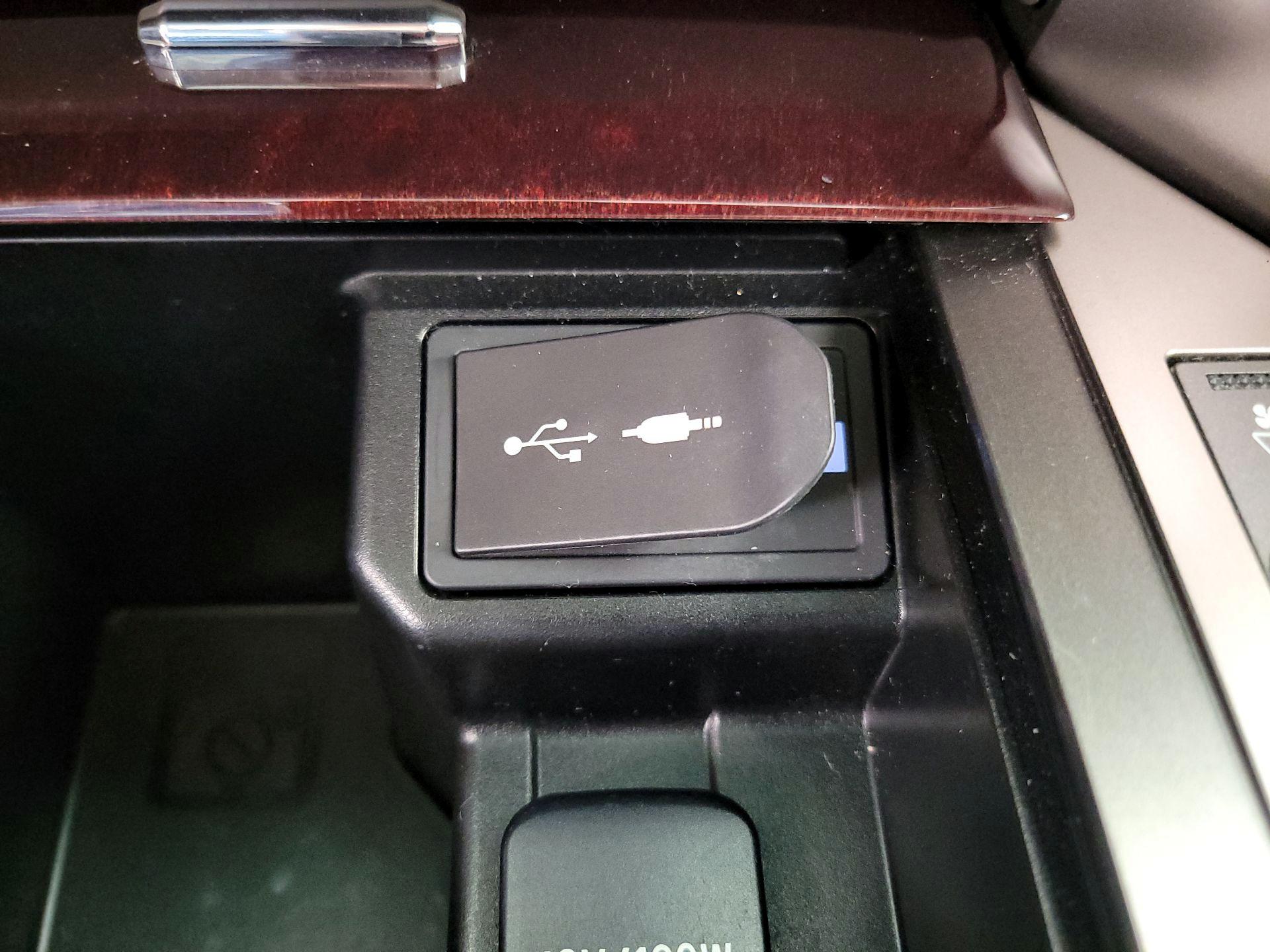 Thumbnail: 2017 Lexus GX - 19