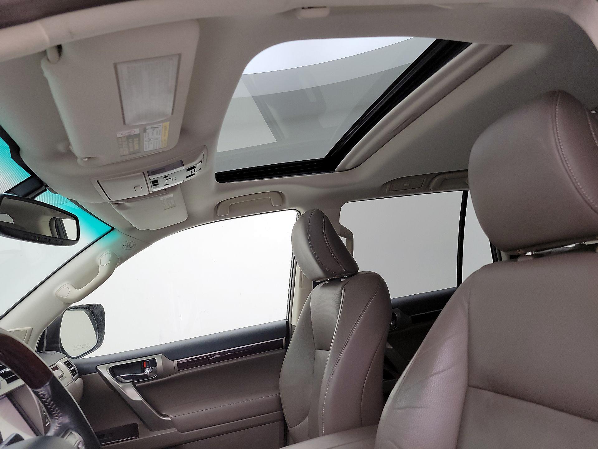 Thumbnail: 2017 Lexus GX - 20