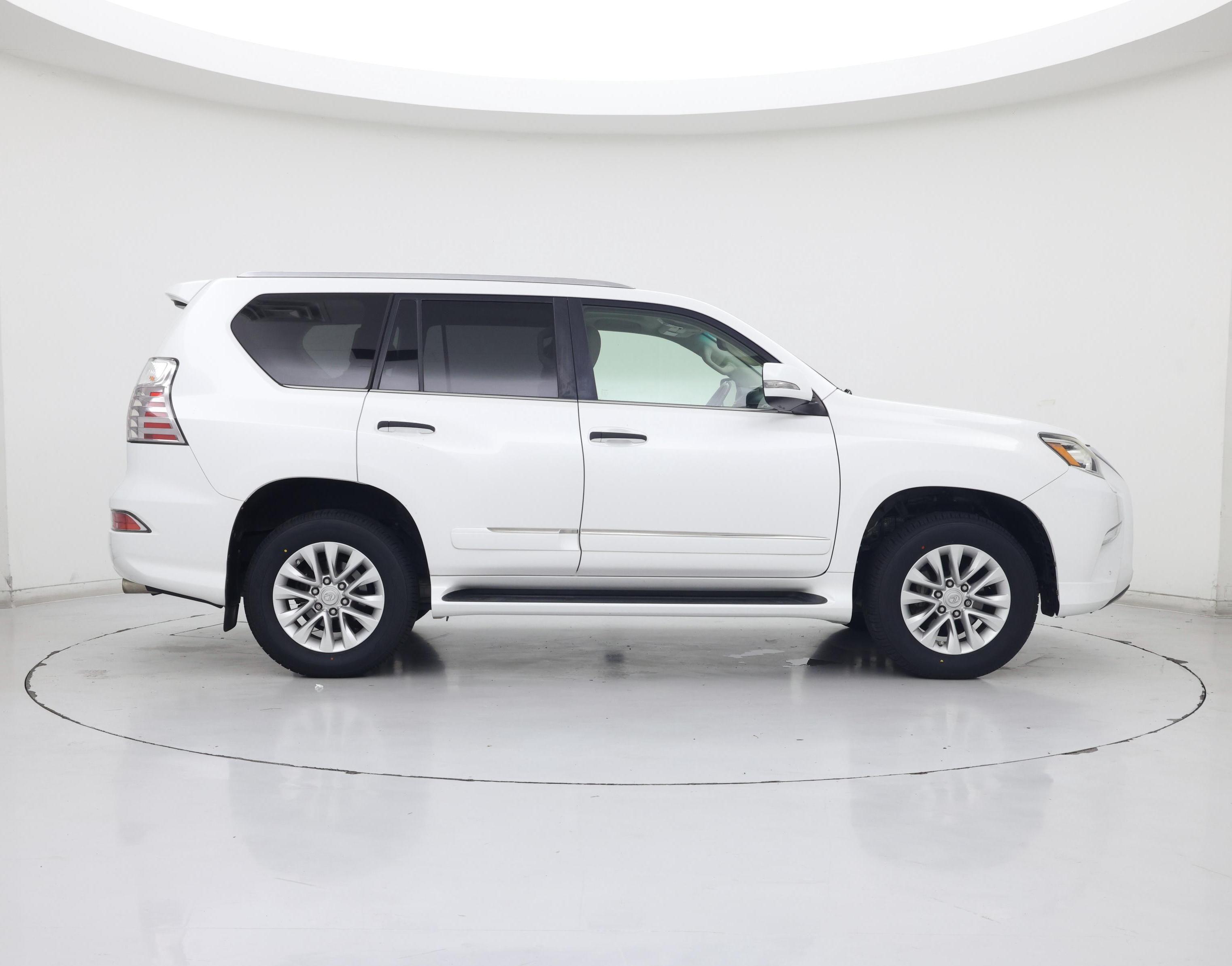 Thumbnail: 2017 Lexus GX - 7
