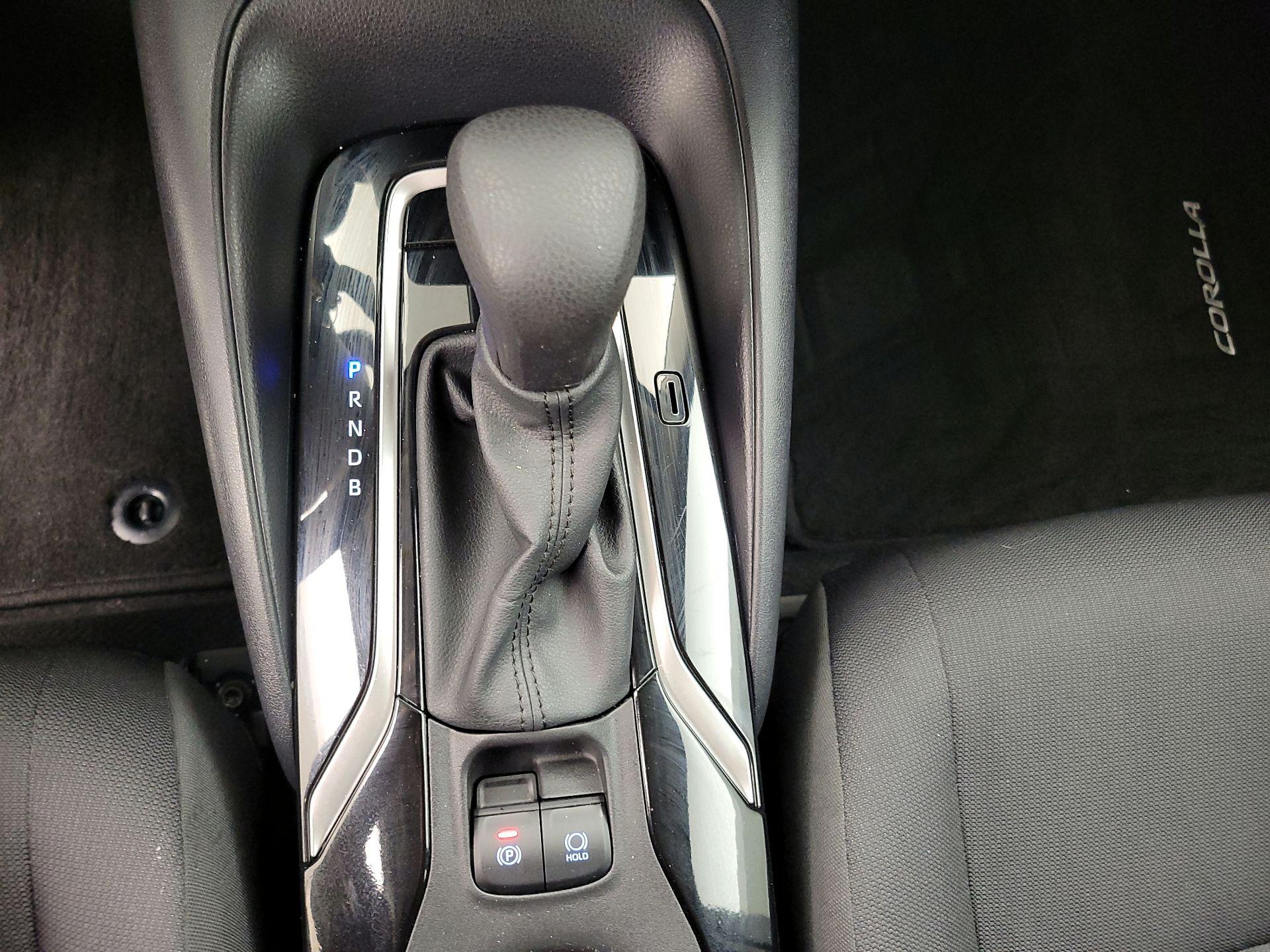 Thumbnail: 2022 Toyota Corolla - 17