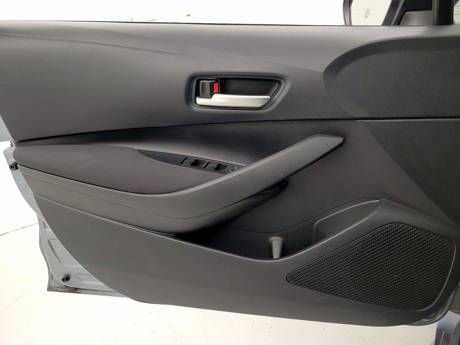 Thumbnail: 2021 Toyota Corolla - 12